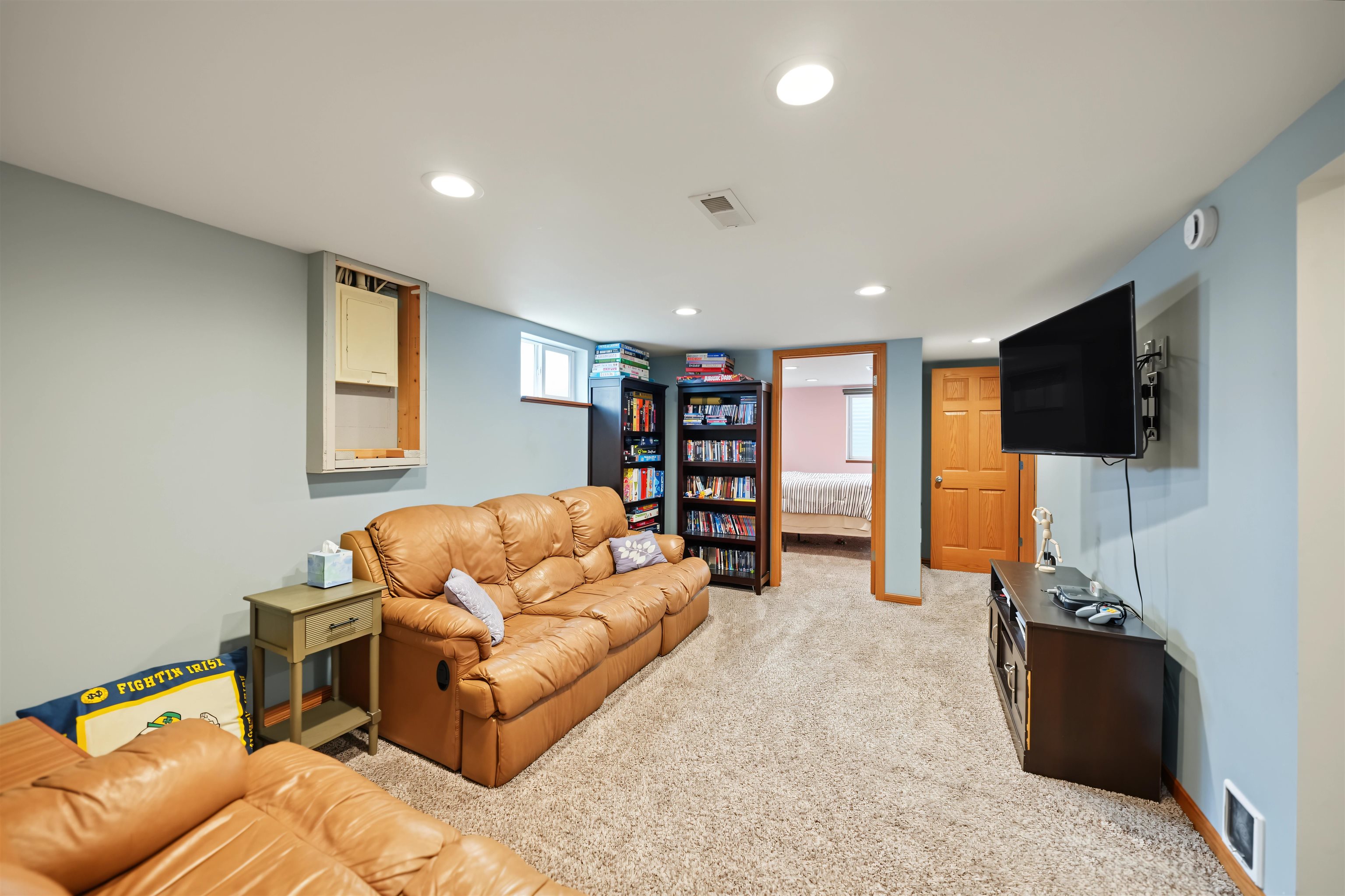 2219 Edward St Property Photo 11