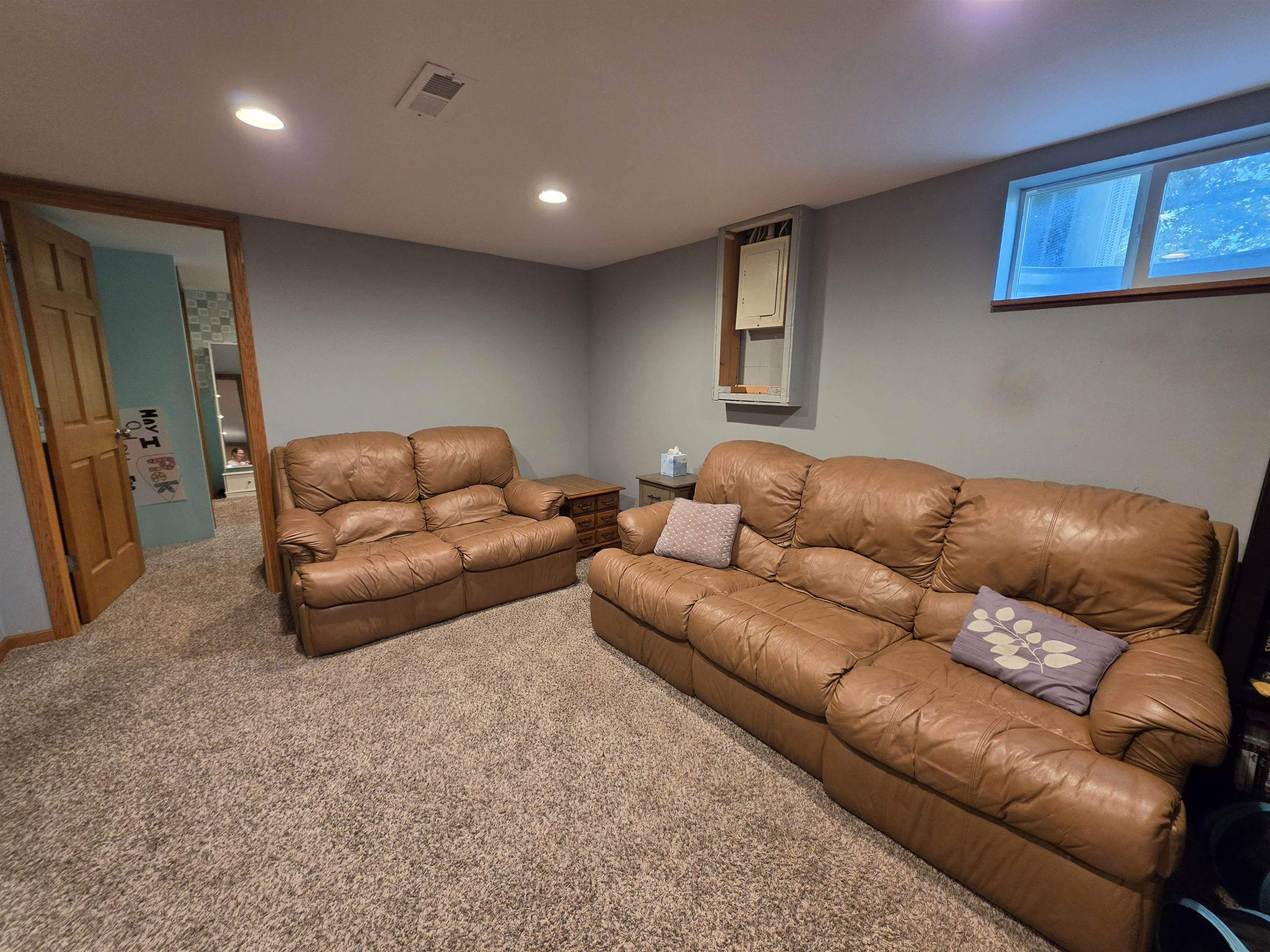 2219 Edward St Property Photo 13