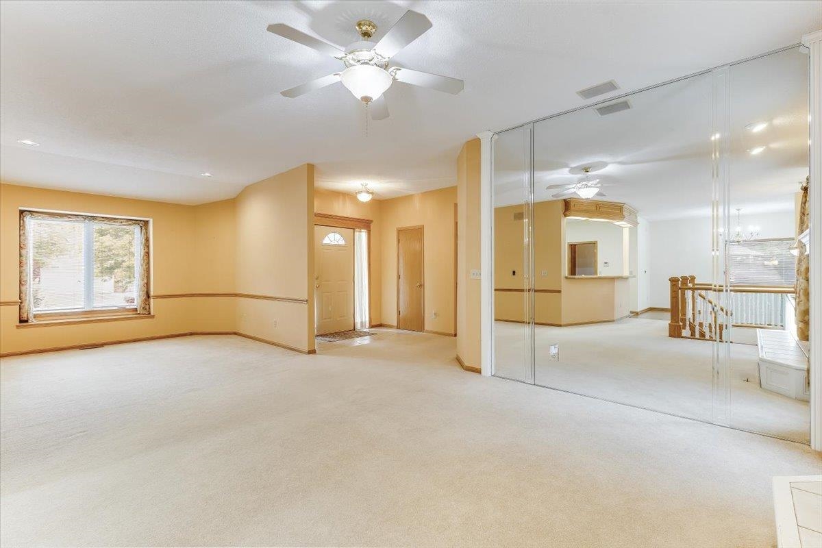 10009 W Britton St Property Photo 8