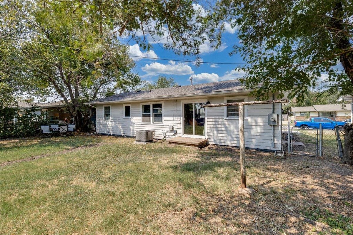 3152 S Euclid Ave Property Photo 24