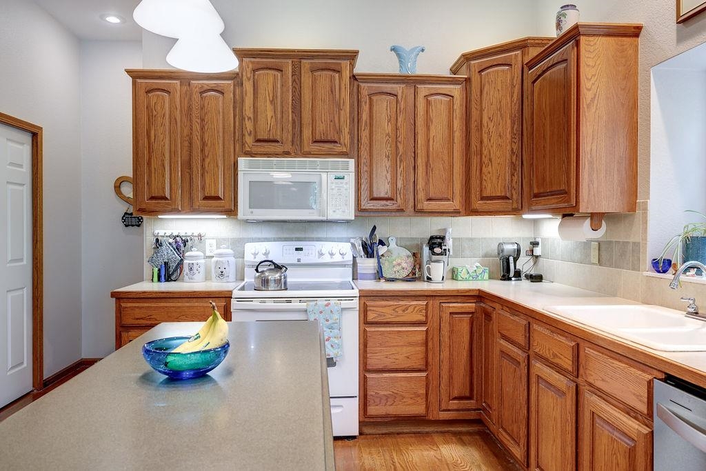 1301 Grand Property Photo 20