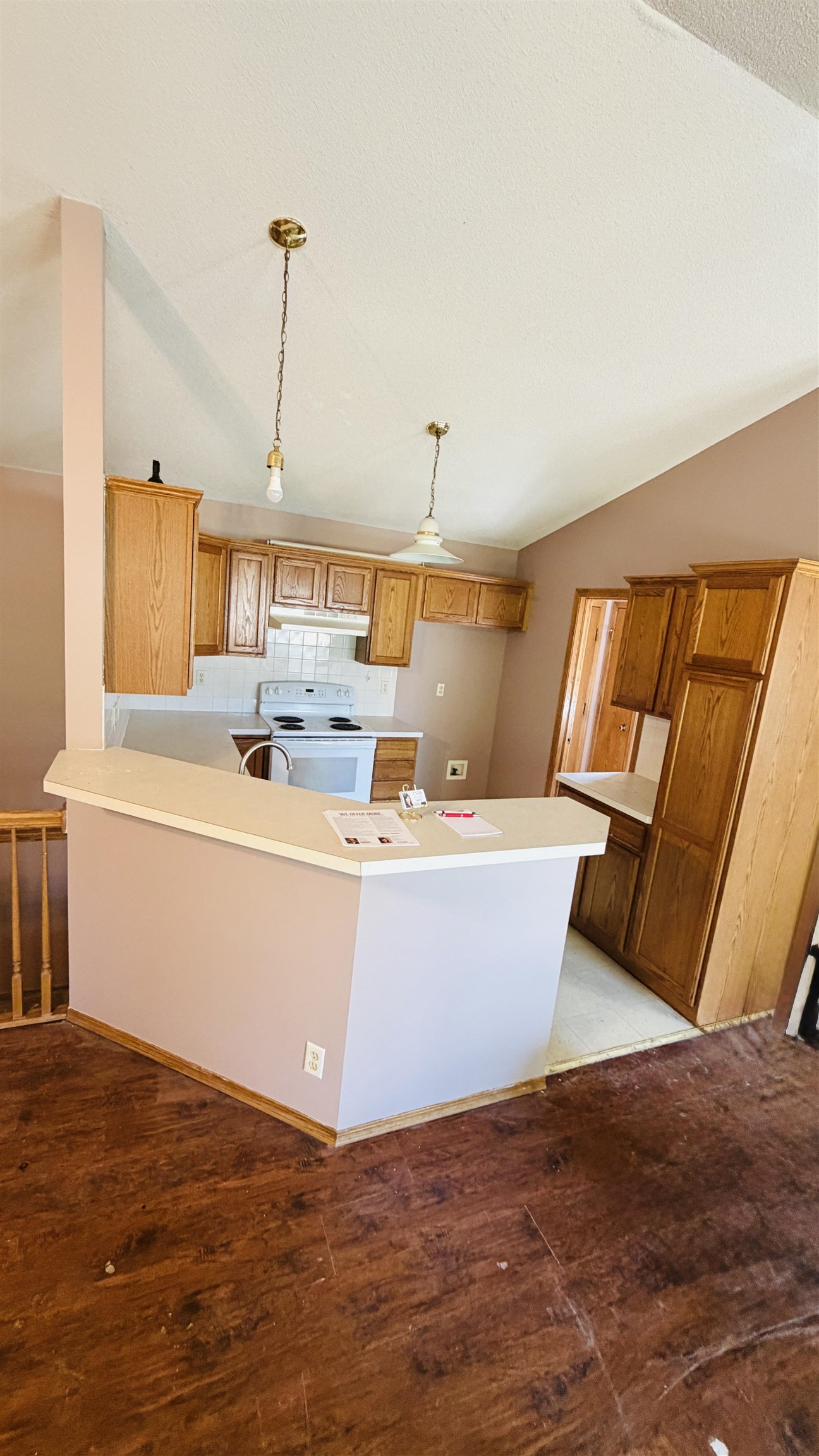 2714 S Rianier Cir Property Photo 5