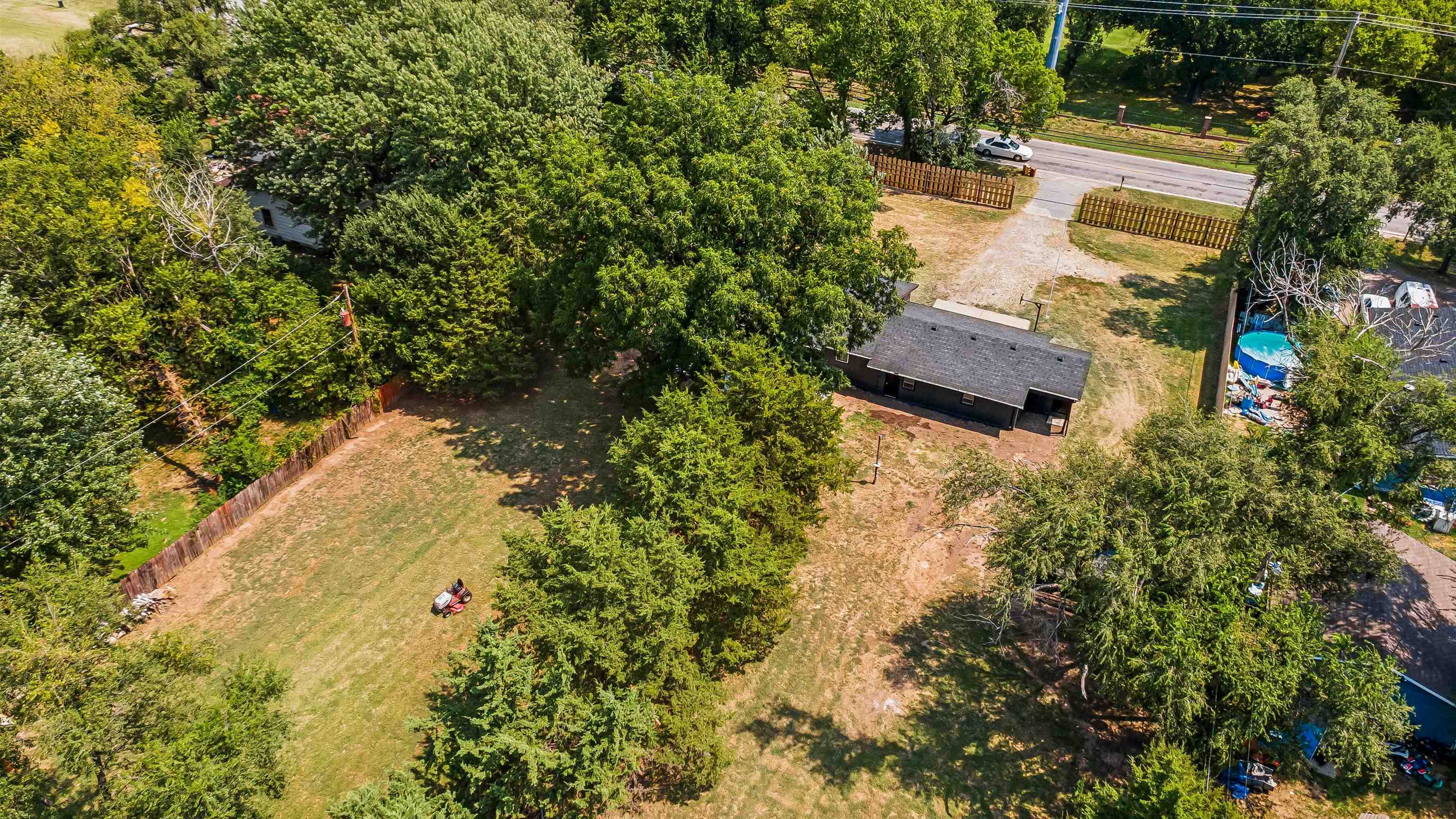 4739 N Arkansas Property Photo 4