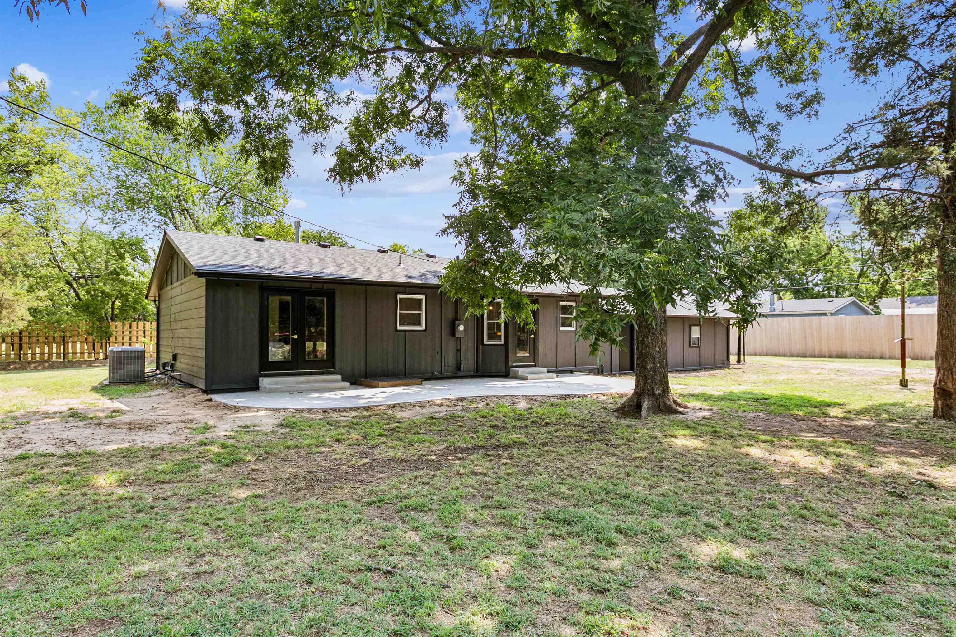 4739 N Arkansas Property Photo 27