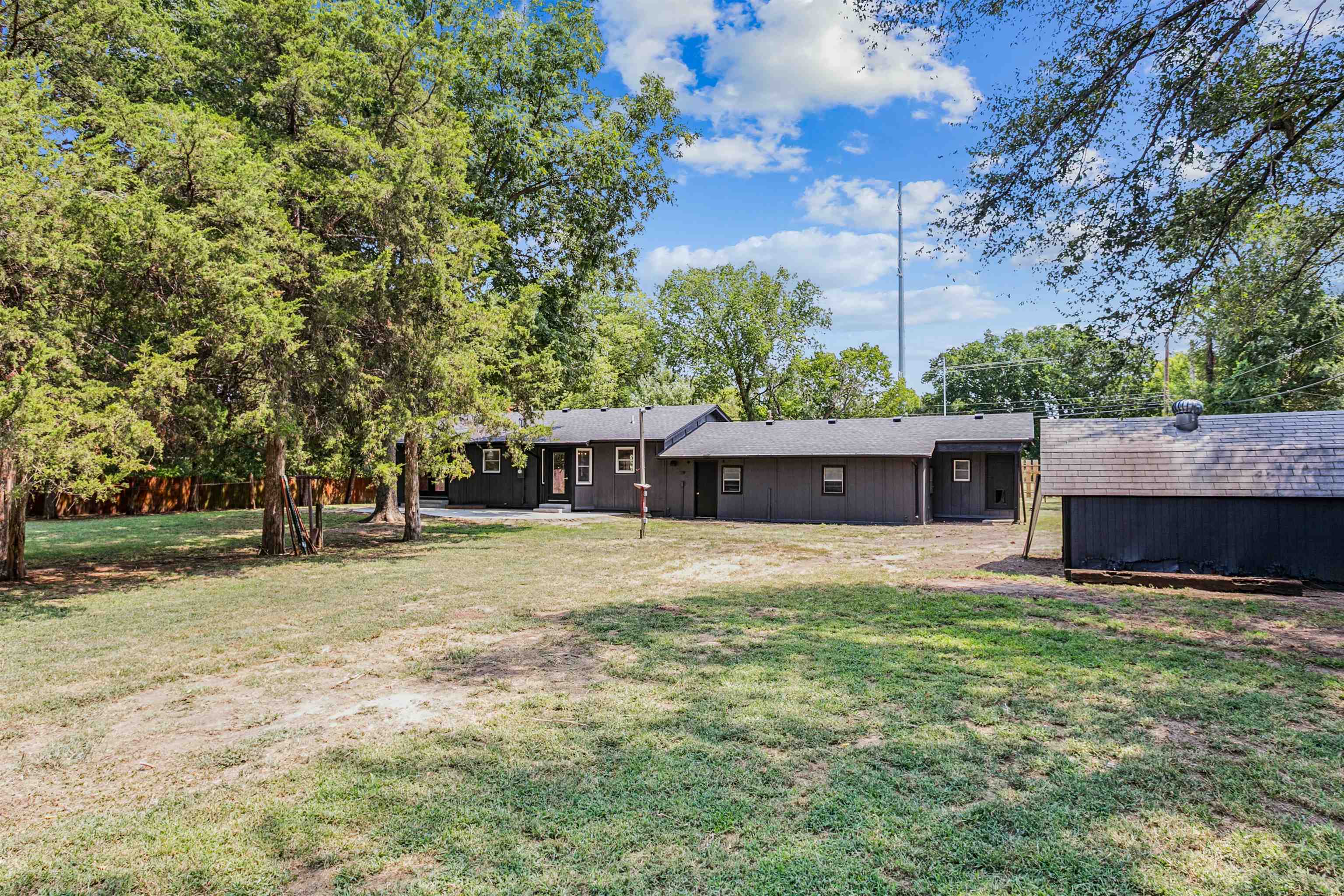 4739 N Arkansas Property Photo 29