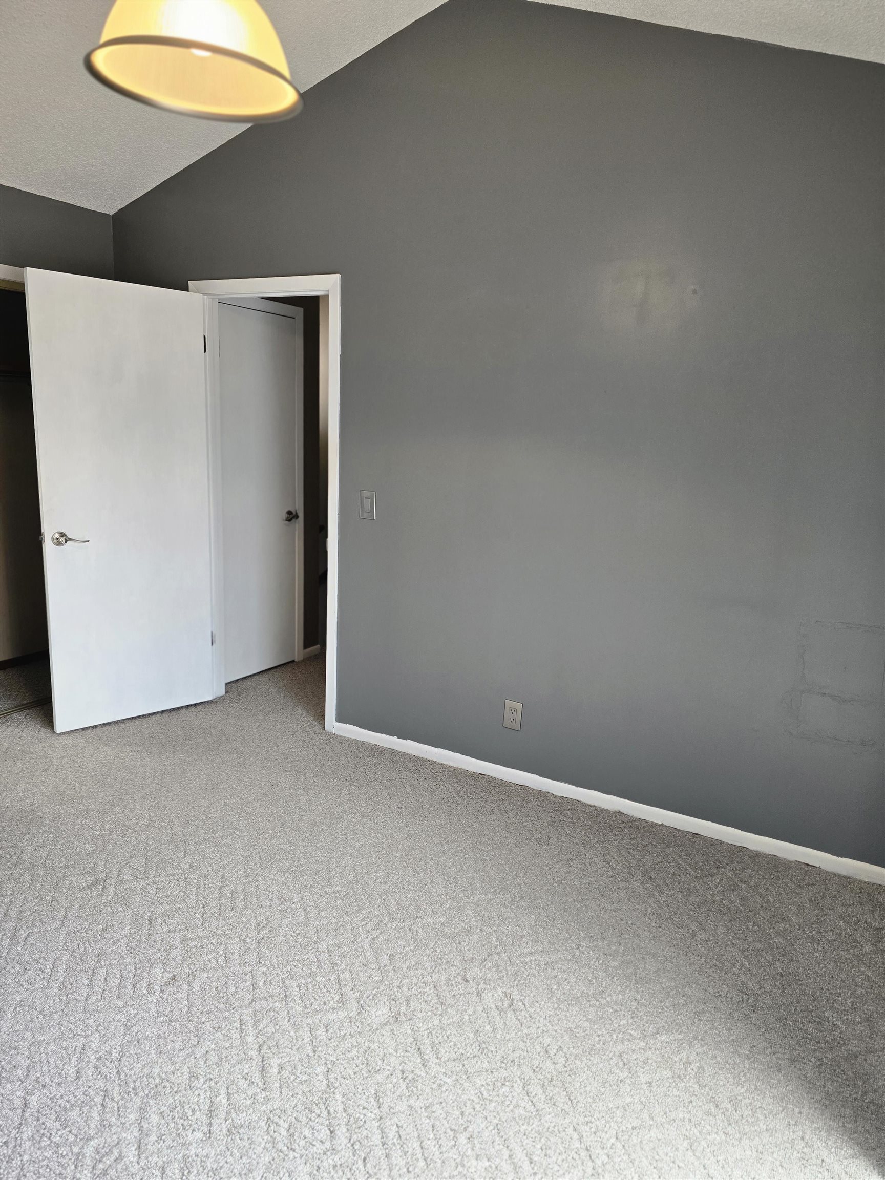 6725 W Shade Property Photo 9