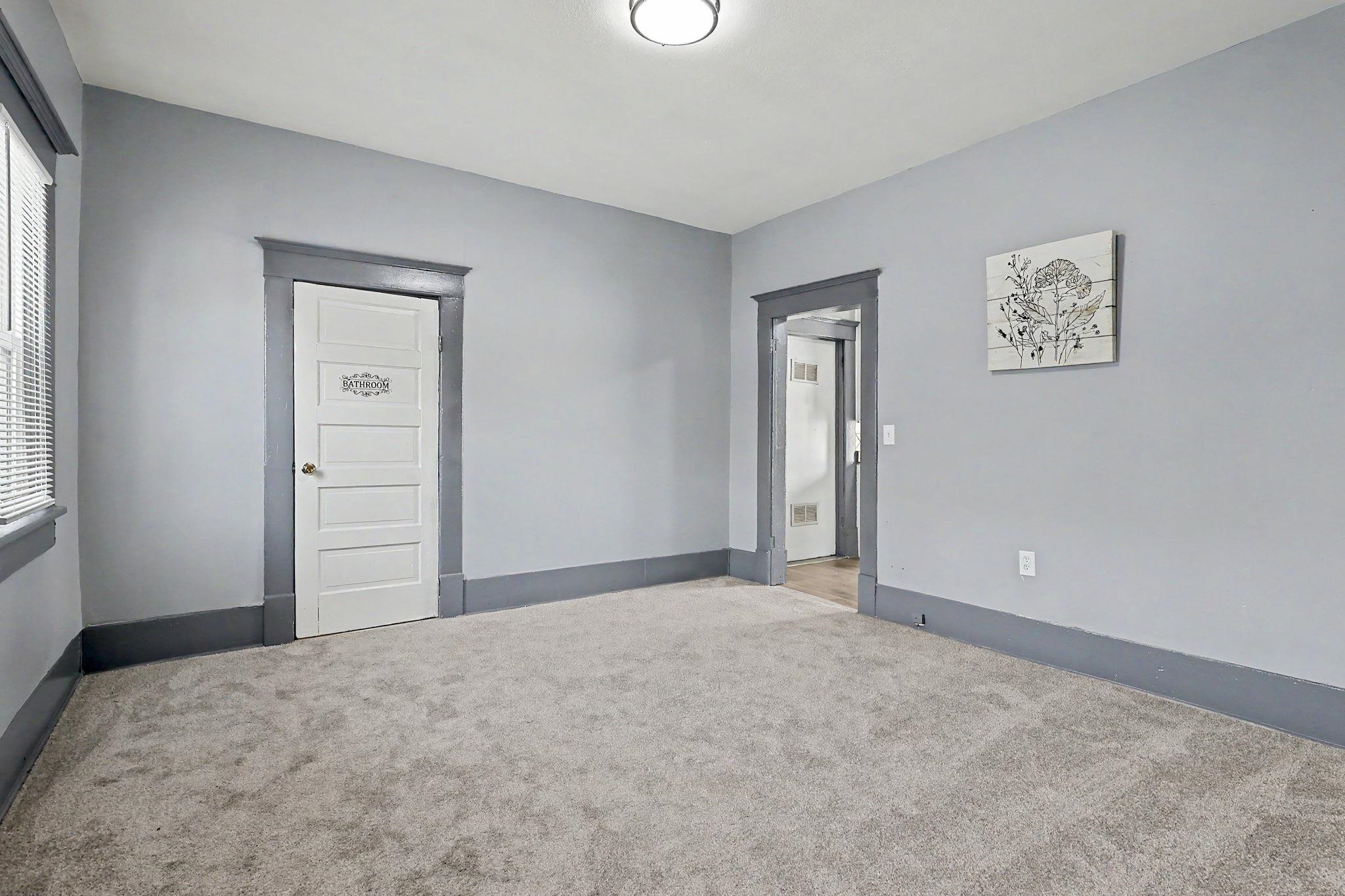 532 S Ellis Property Photo 20