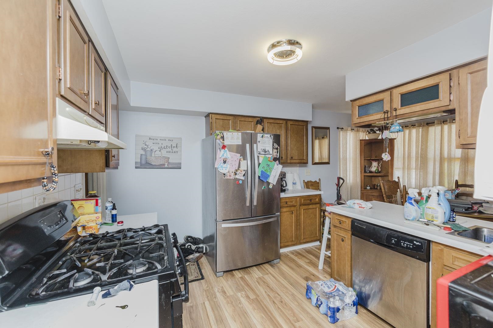 305 Lawrence St. Property Photo 8