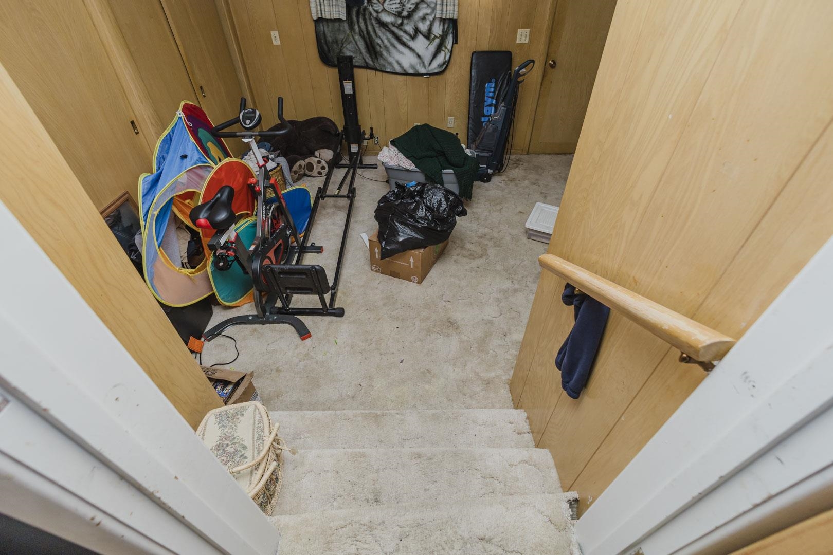 305 Lawrence St. Property Photo 12