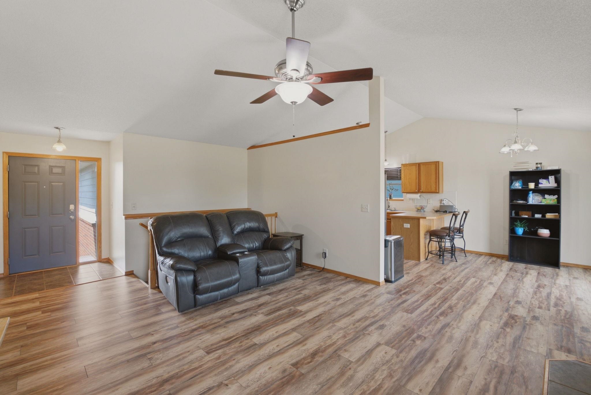 2261 S Upland Hills St Property Photo 12