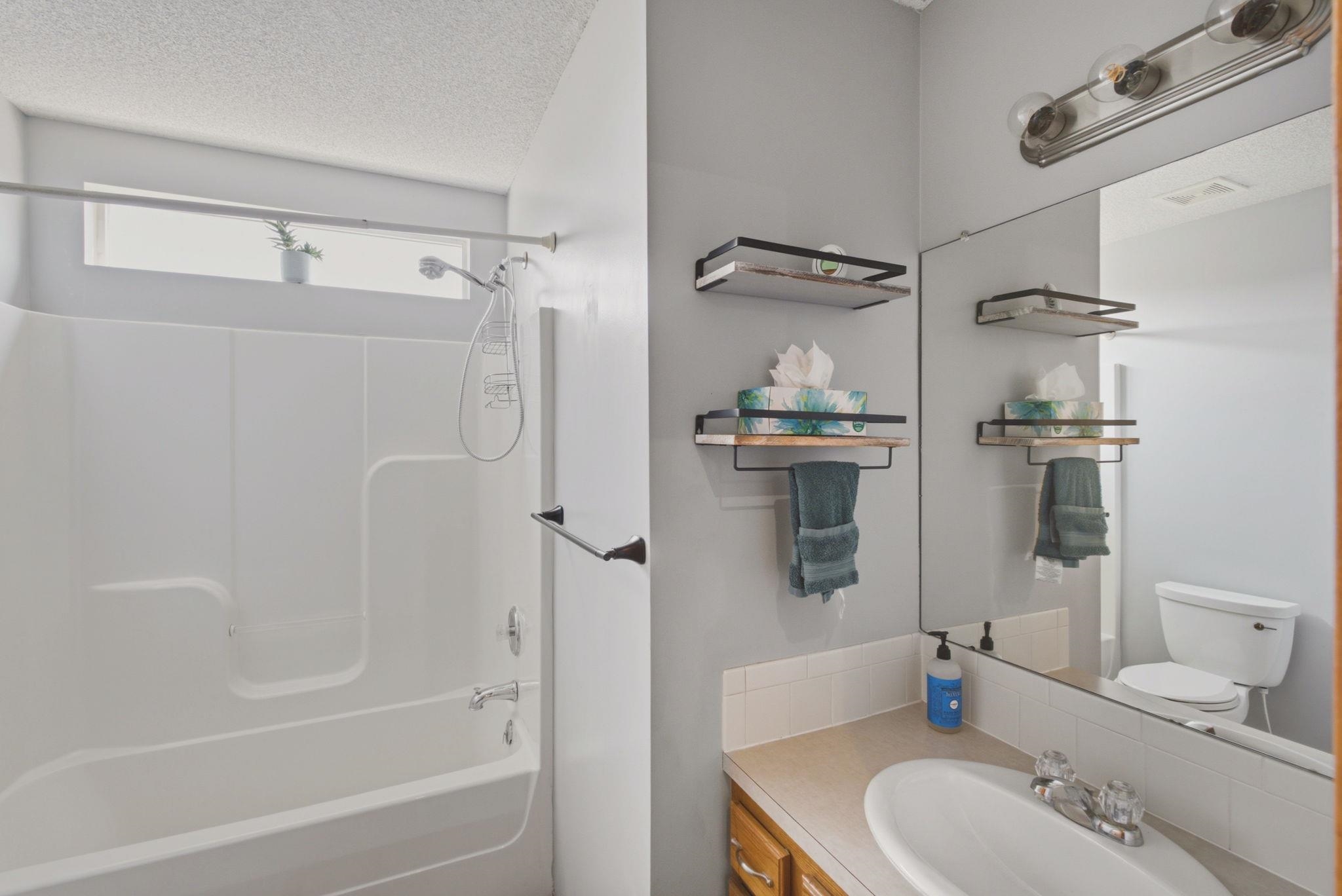 2261 S Upland Hills St Property Photo 18
