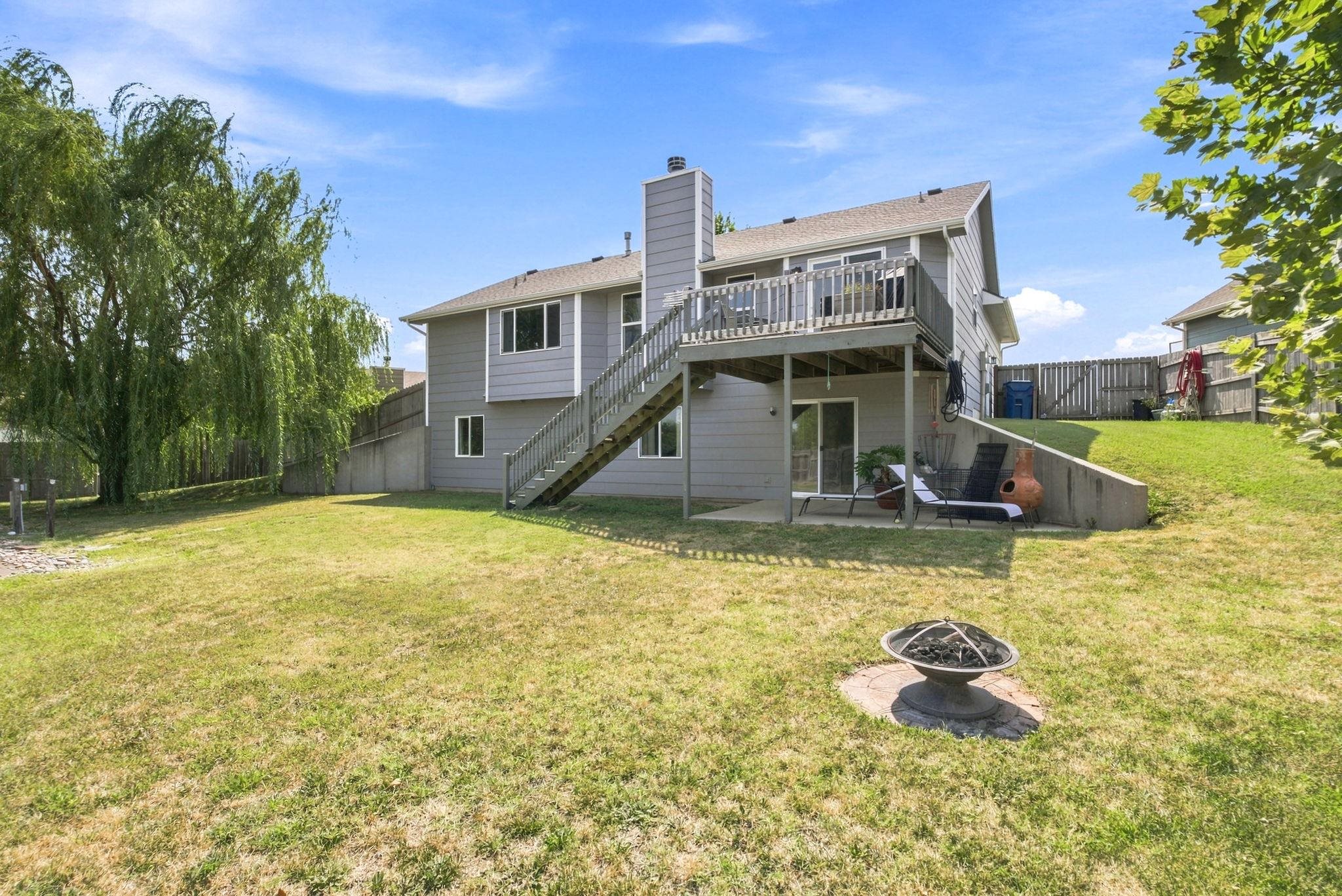 2261 S Upland Hills St Property Photo 32