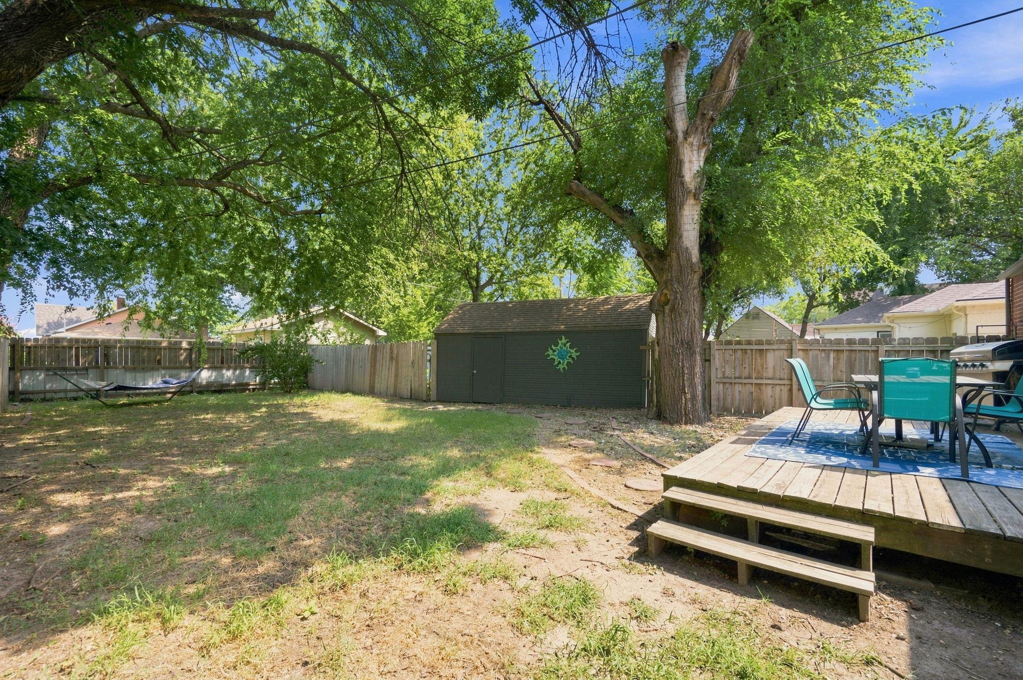 260 S Minneapolis Ave Property Photo 19