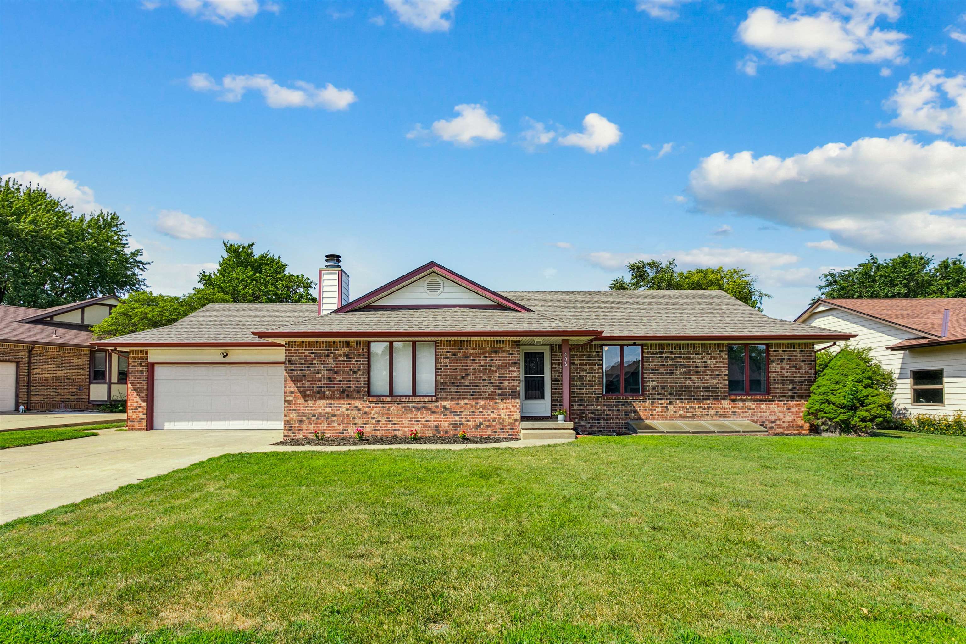 406 Brazos Dr Property Photo 1
