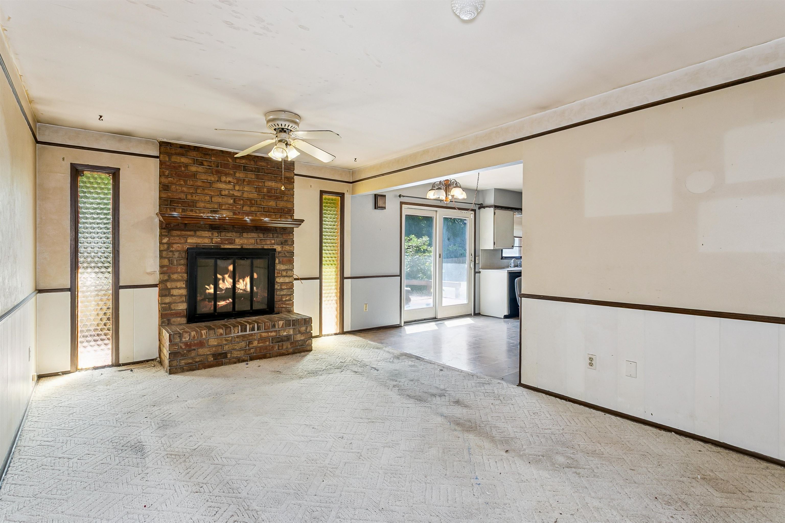 849 E Sunrise St Property Photo 6