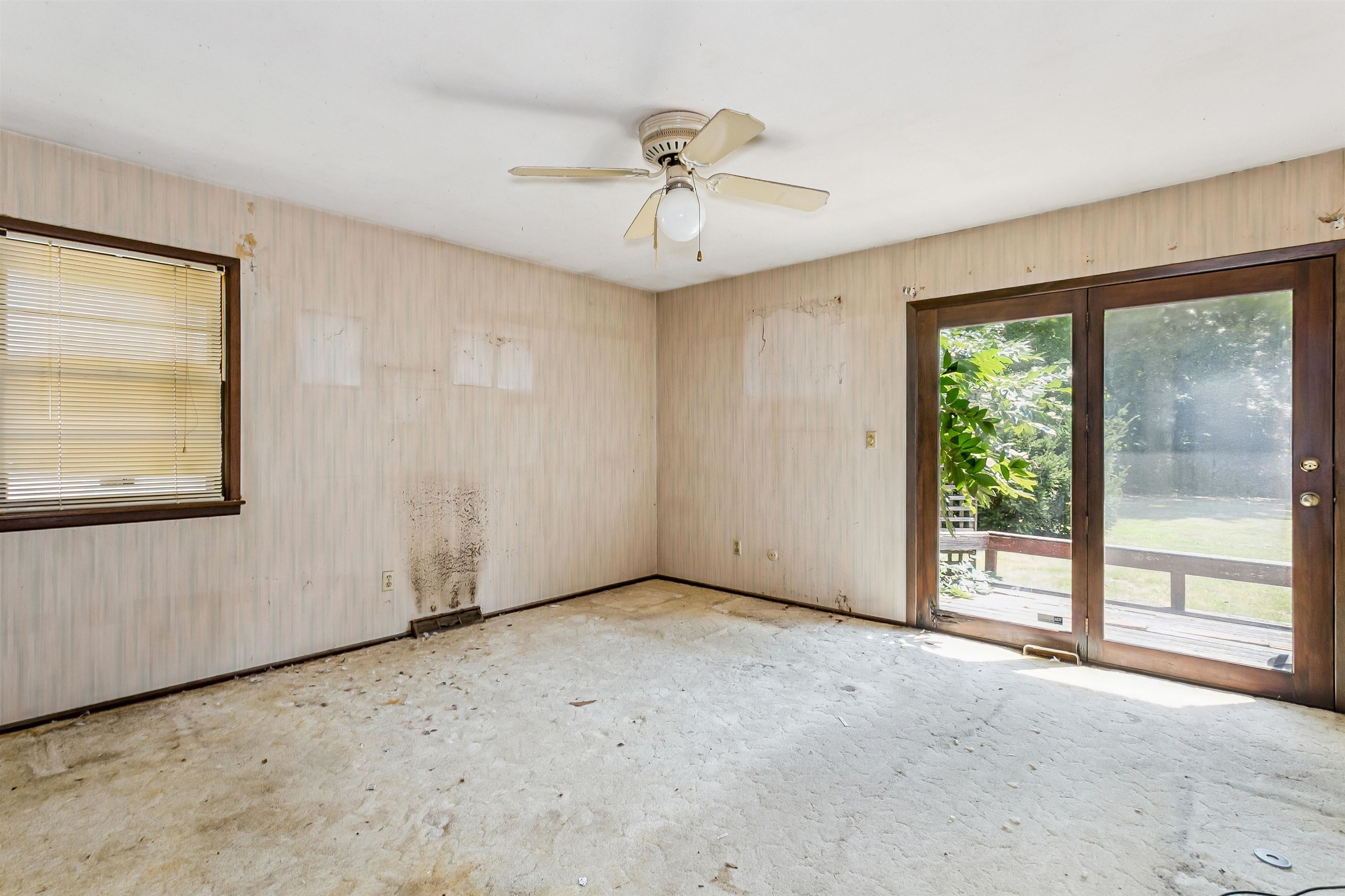 849 E Sunrise St Property Photo 9