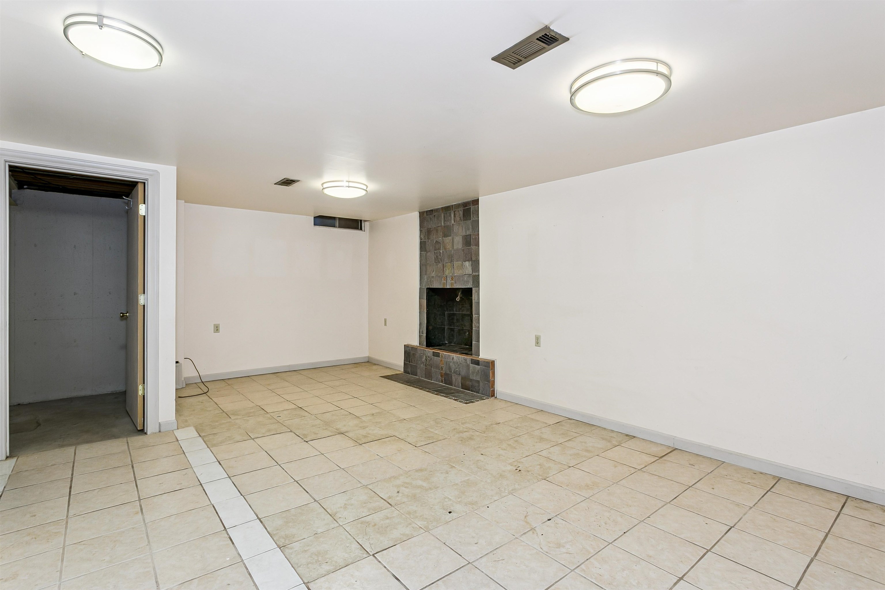 849 E Sunrise St Property Photo 19
