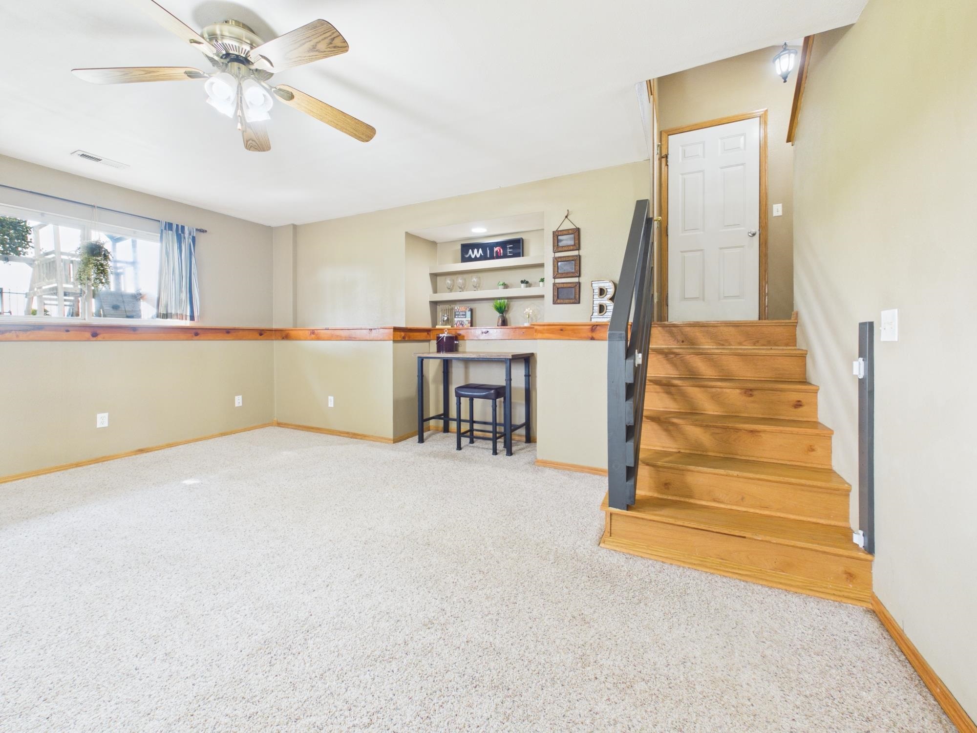 2603 N Danbury Rd Property Photo 15