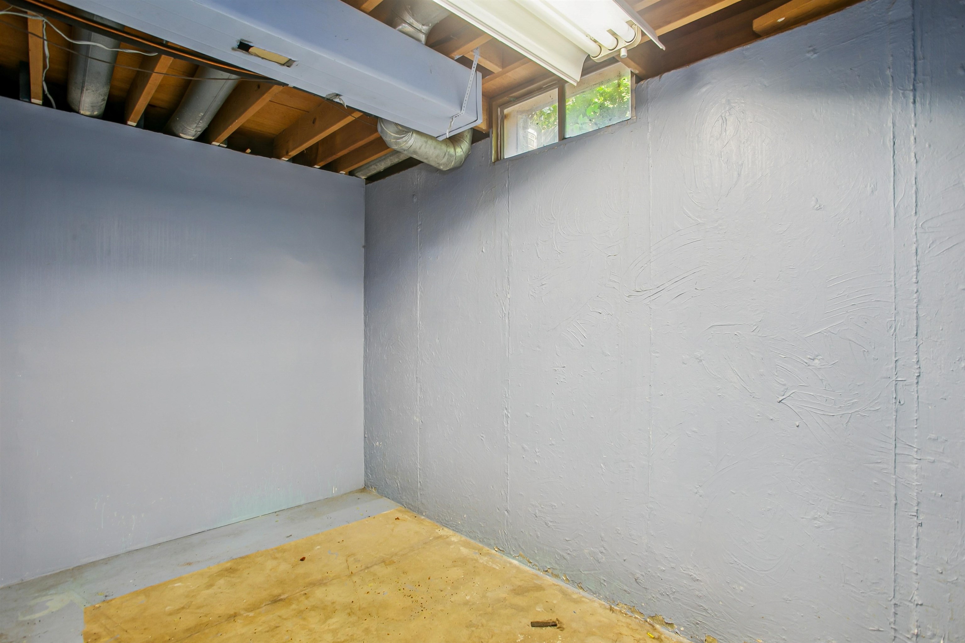 142 N Tracy St Property Photo 20