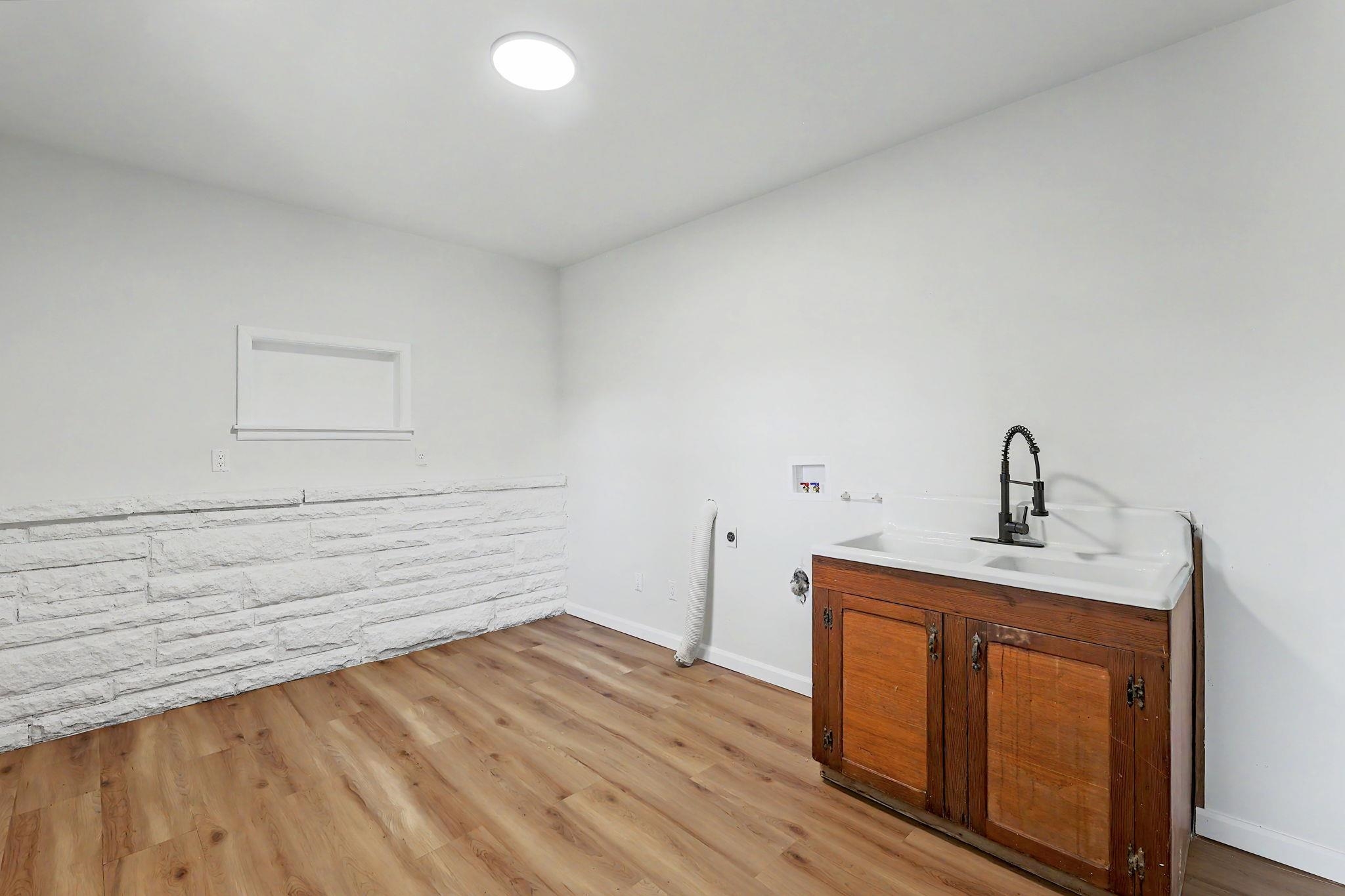 3321 E Bellaire Ct Property Photo 20