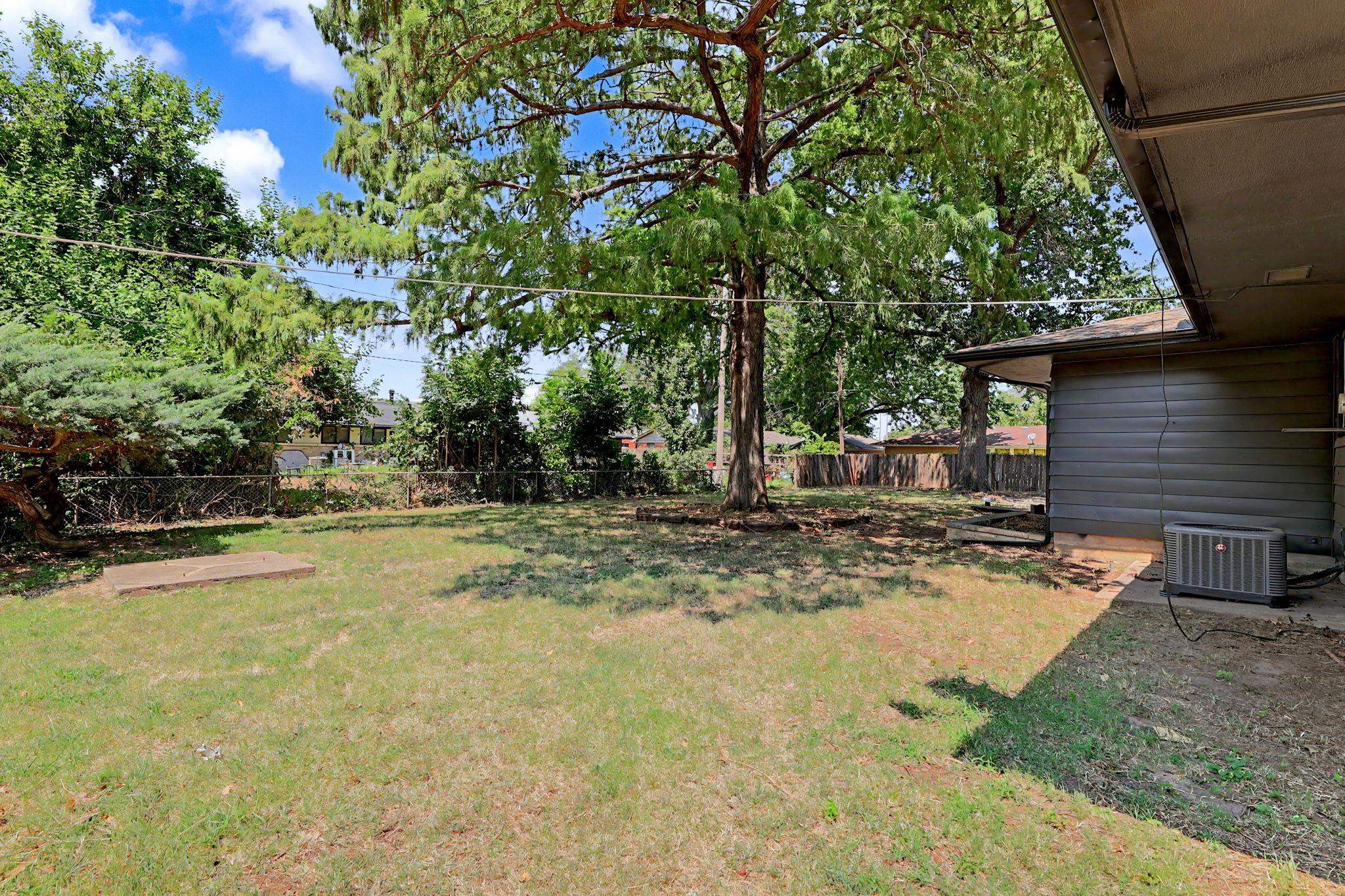 3321 E Bellaire Ct Property Photo 22