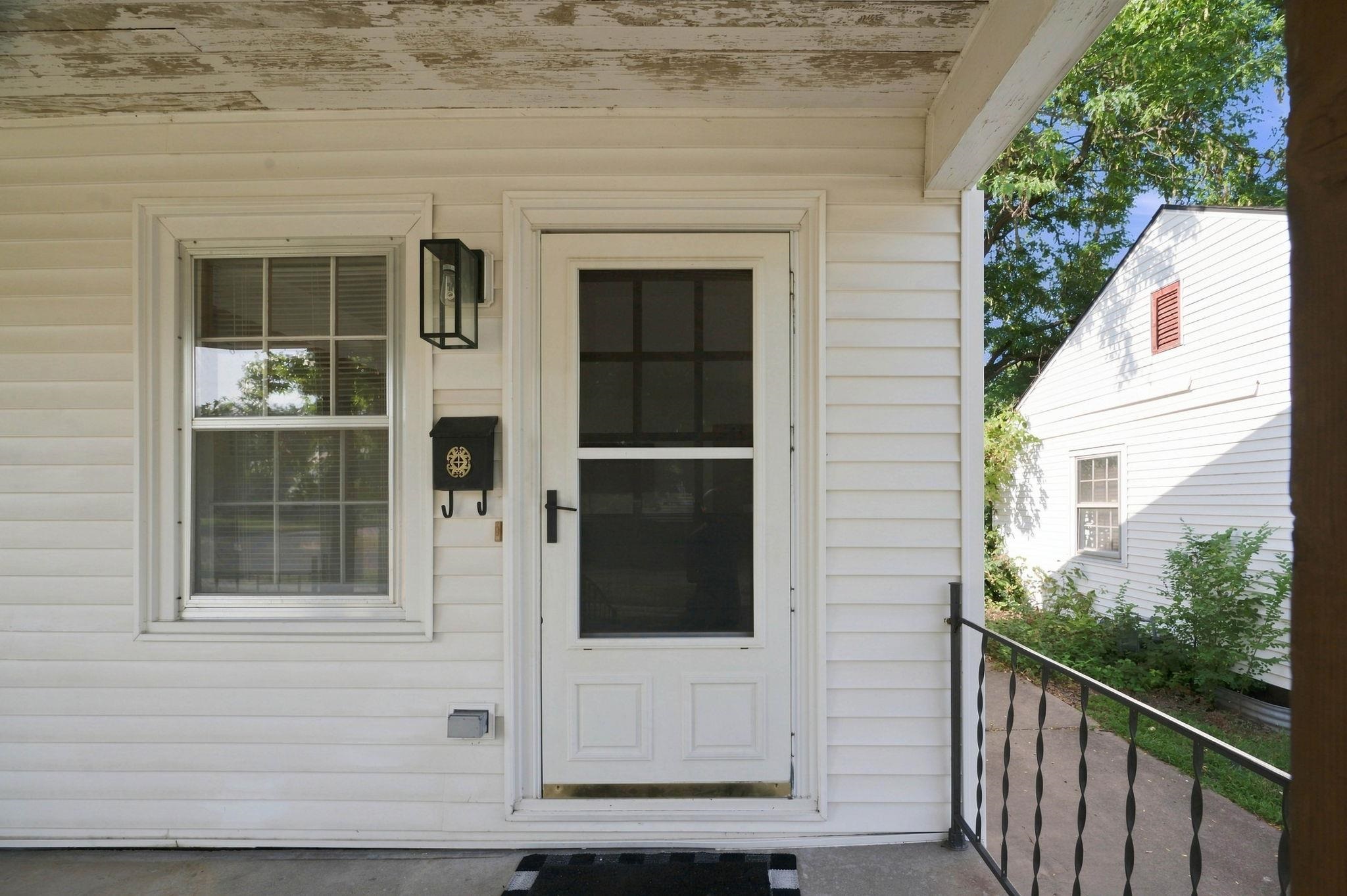 5123 E Murdock Ave Property Photo 6