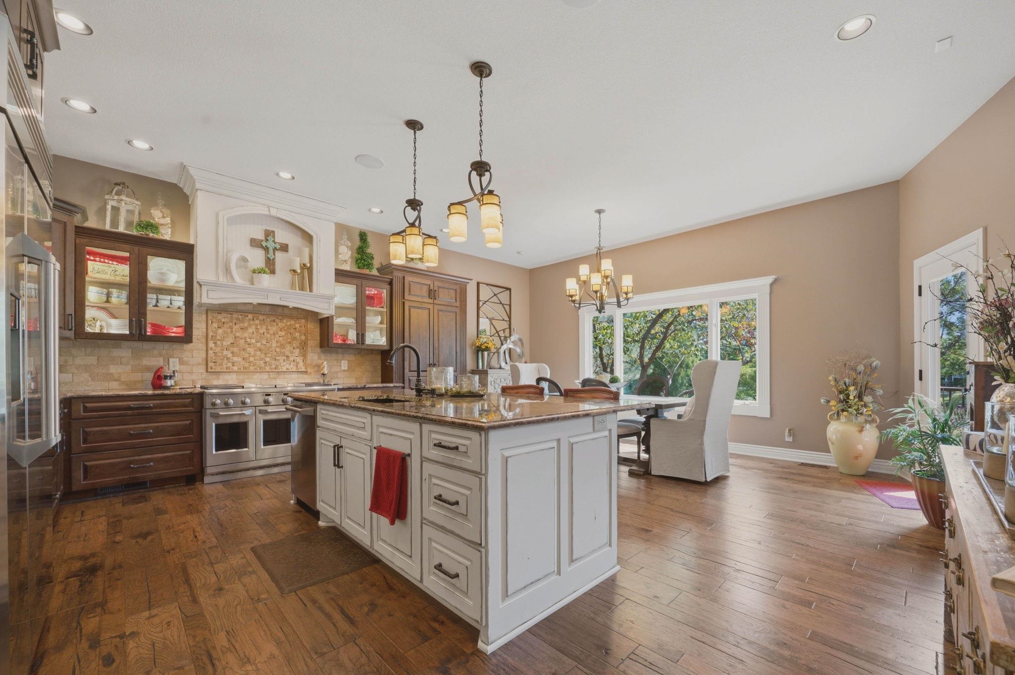 308 S Grand Mere Property Photo 6