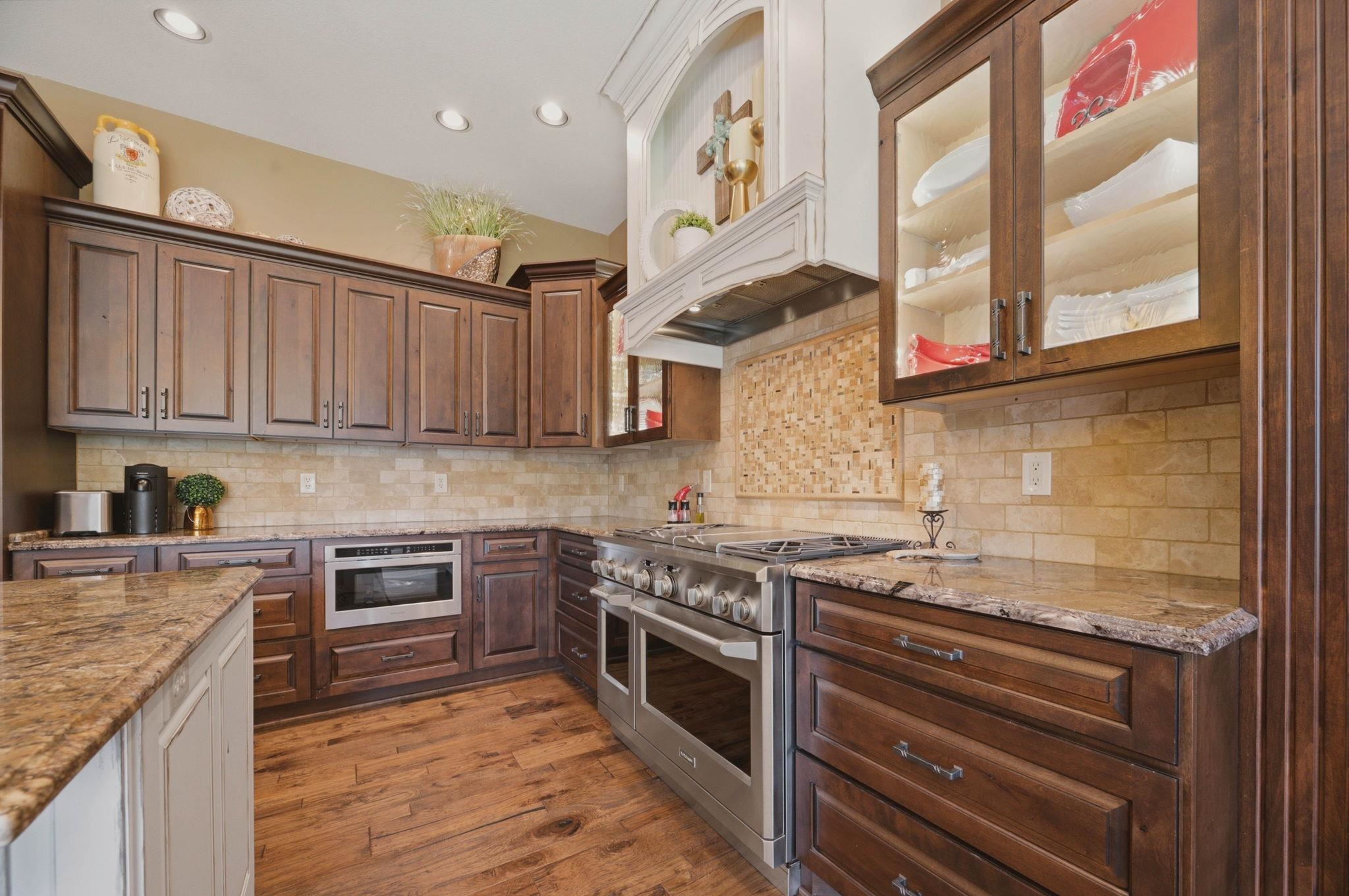 308 S Grand Mere Property Photo 8