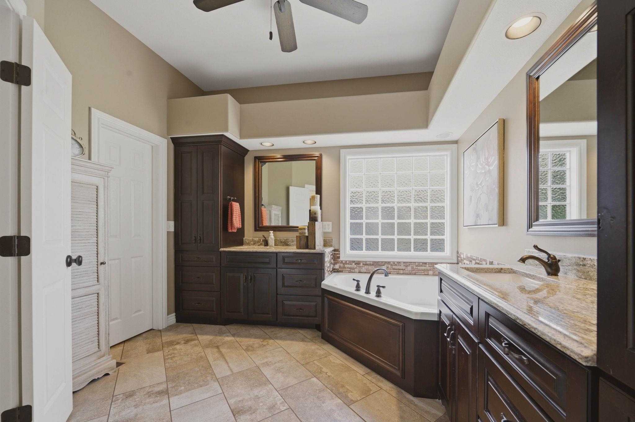 308 S Grand Mere Property Photo 13