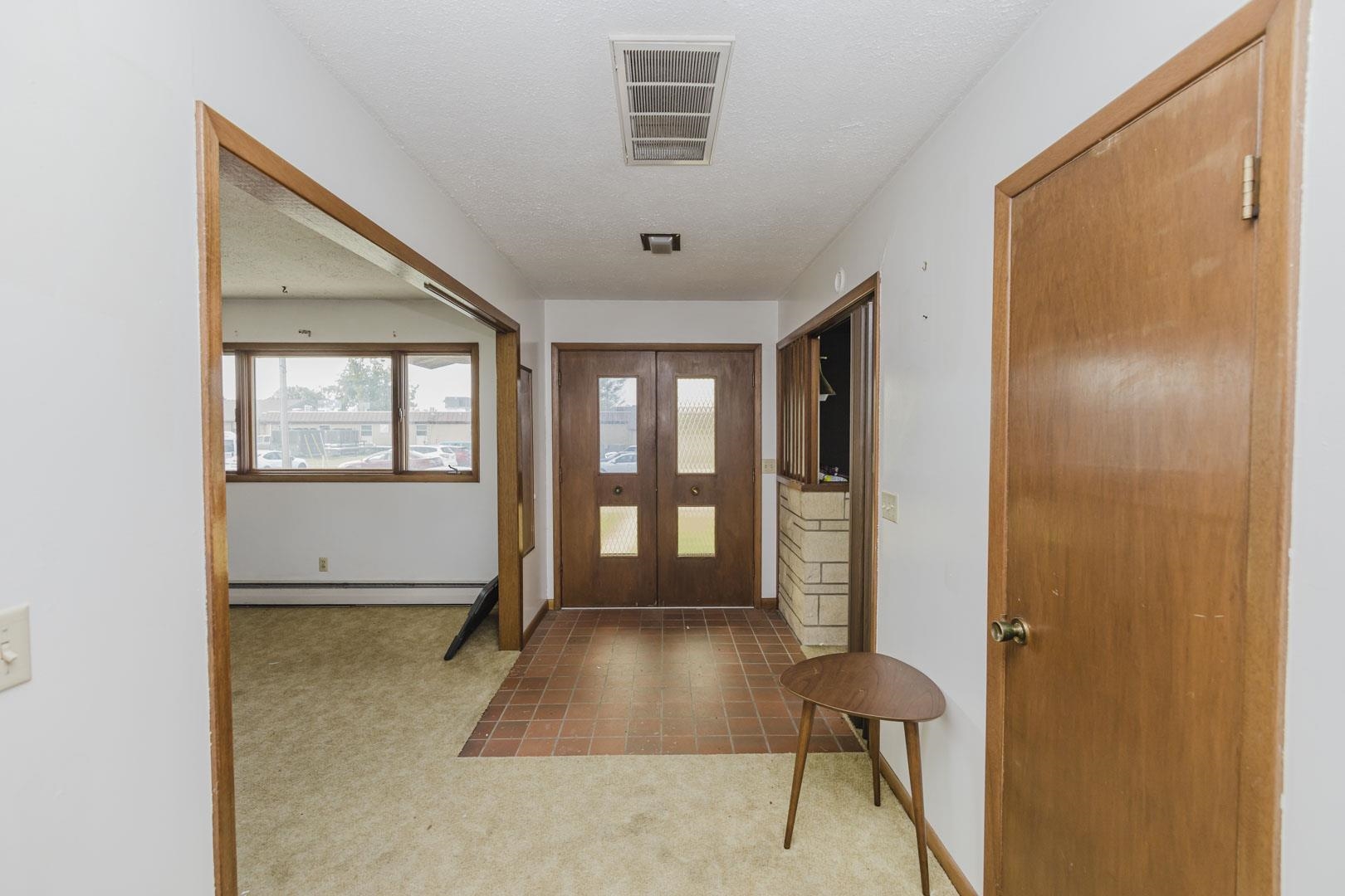 112 W F St Property Photo 4