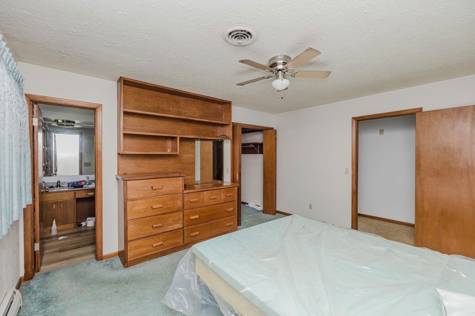 112 W F St Property Photo 21