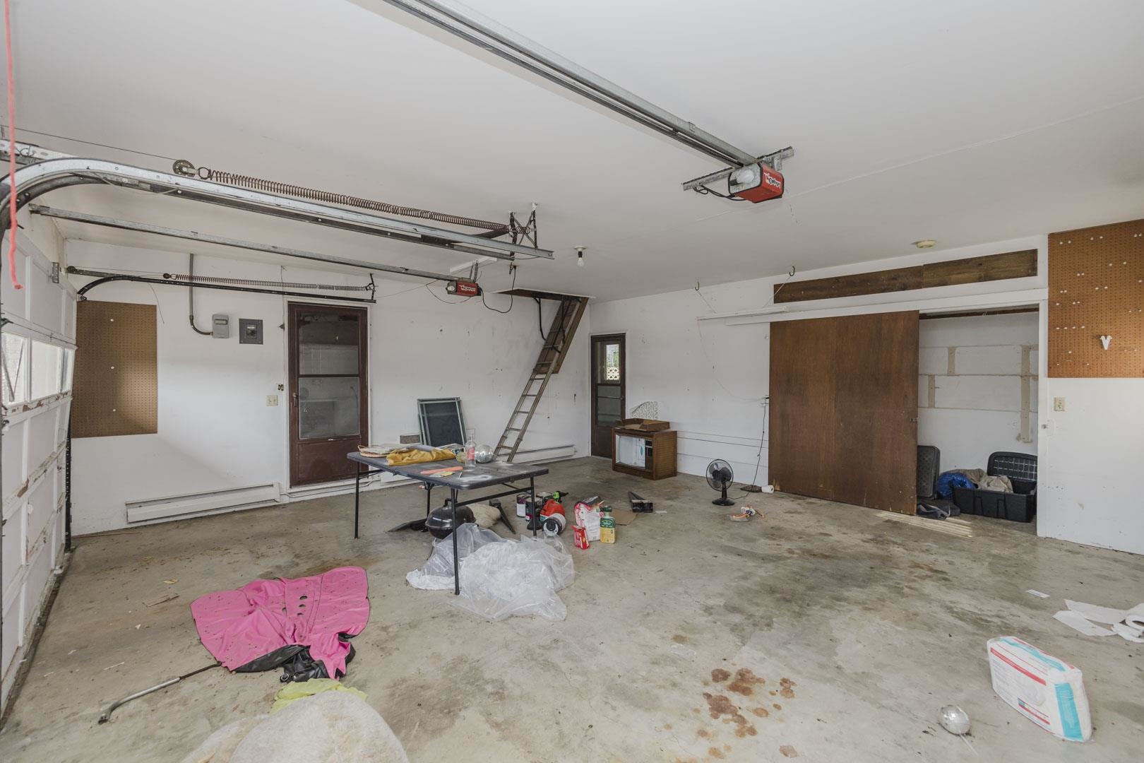 112 W F St Property Photo 31