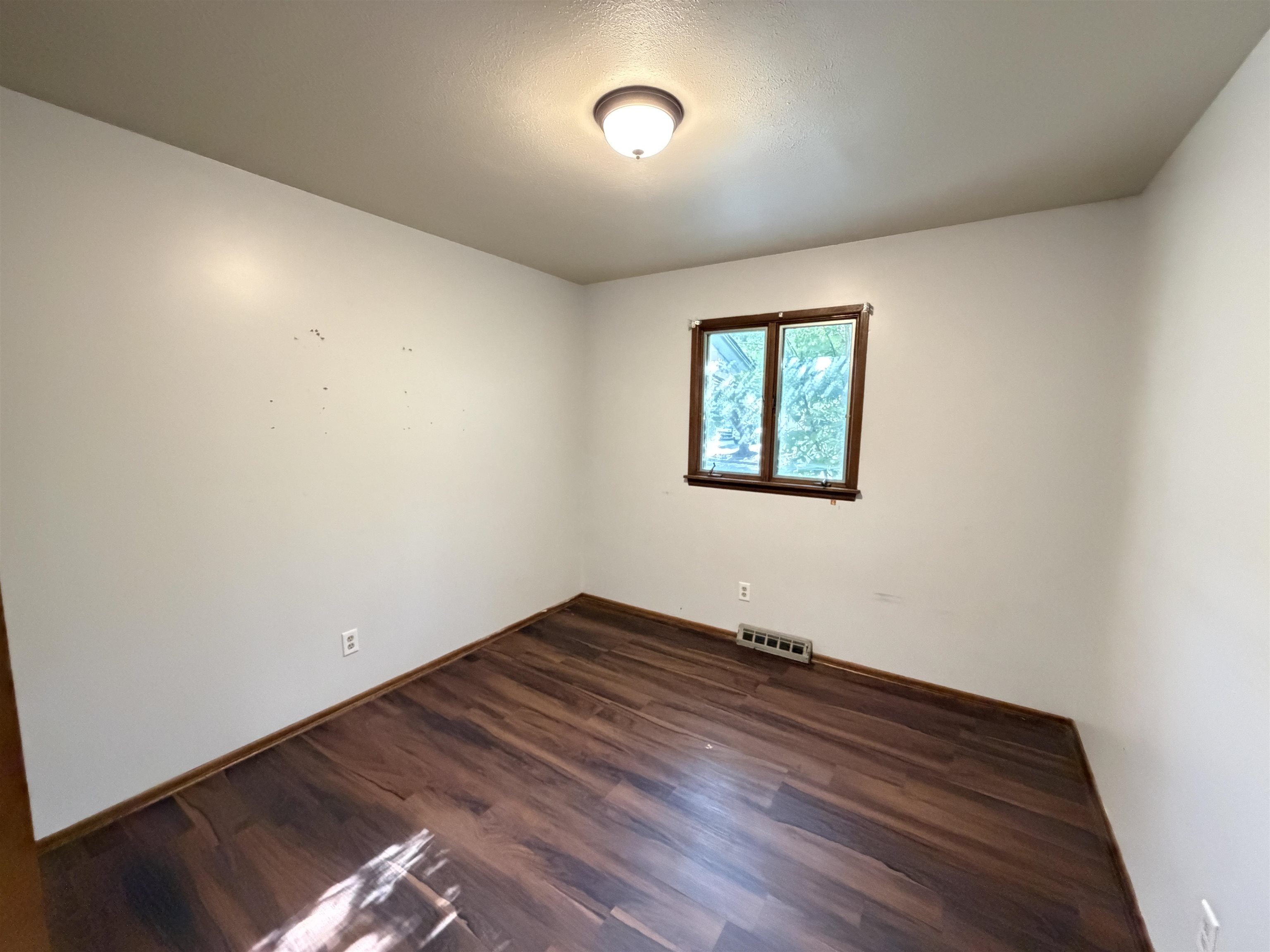 2543 S Hiram Avenue Property Photo 14