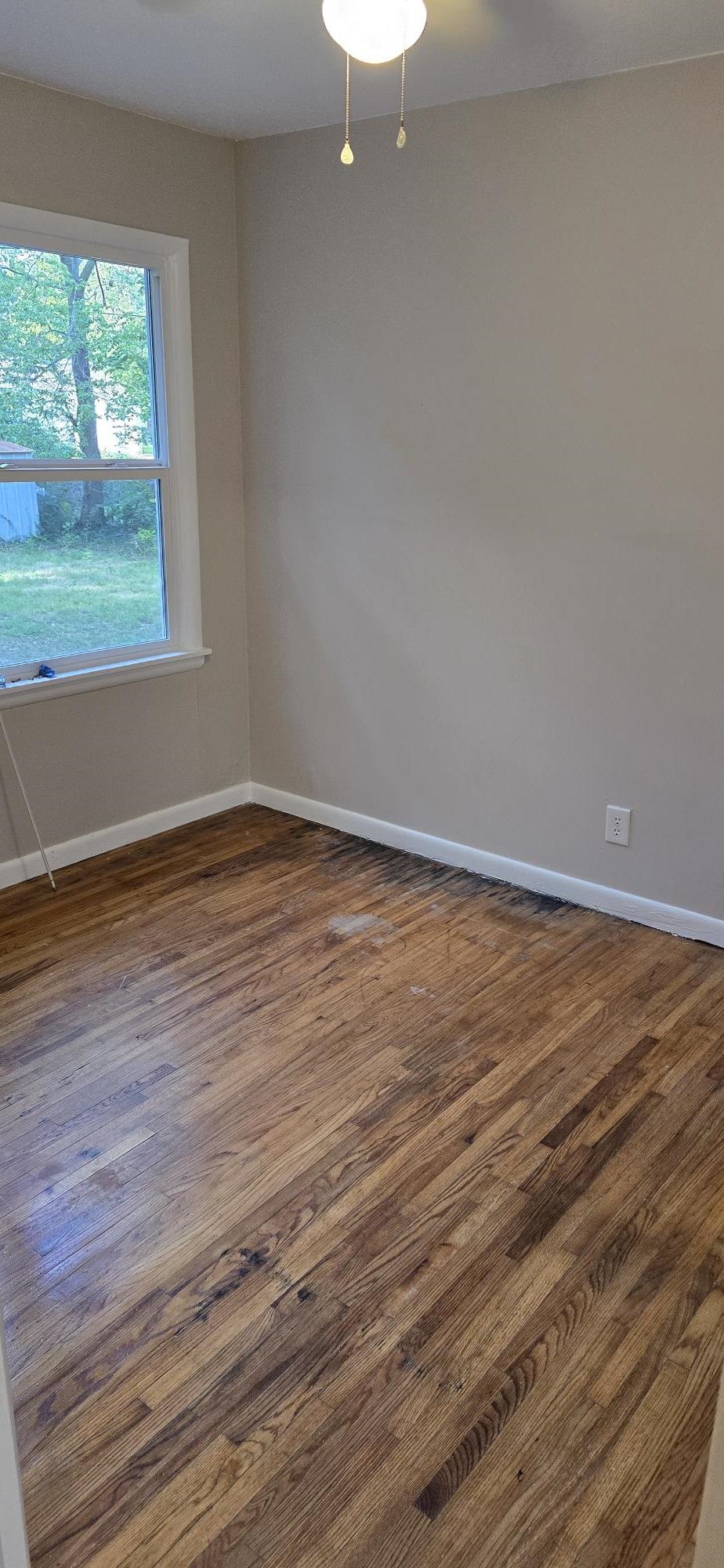 129 E Edgemoor St Property Photo 9
