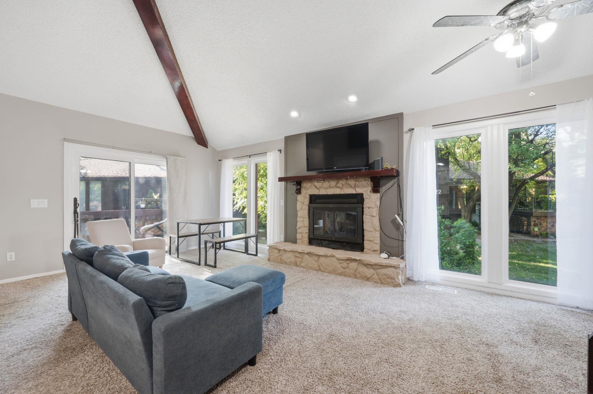 2421 S Yellowstone #2102 Property Photo 4