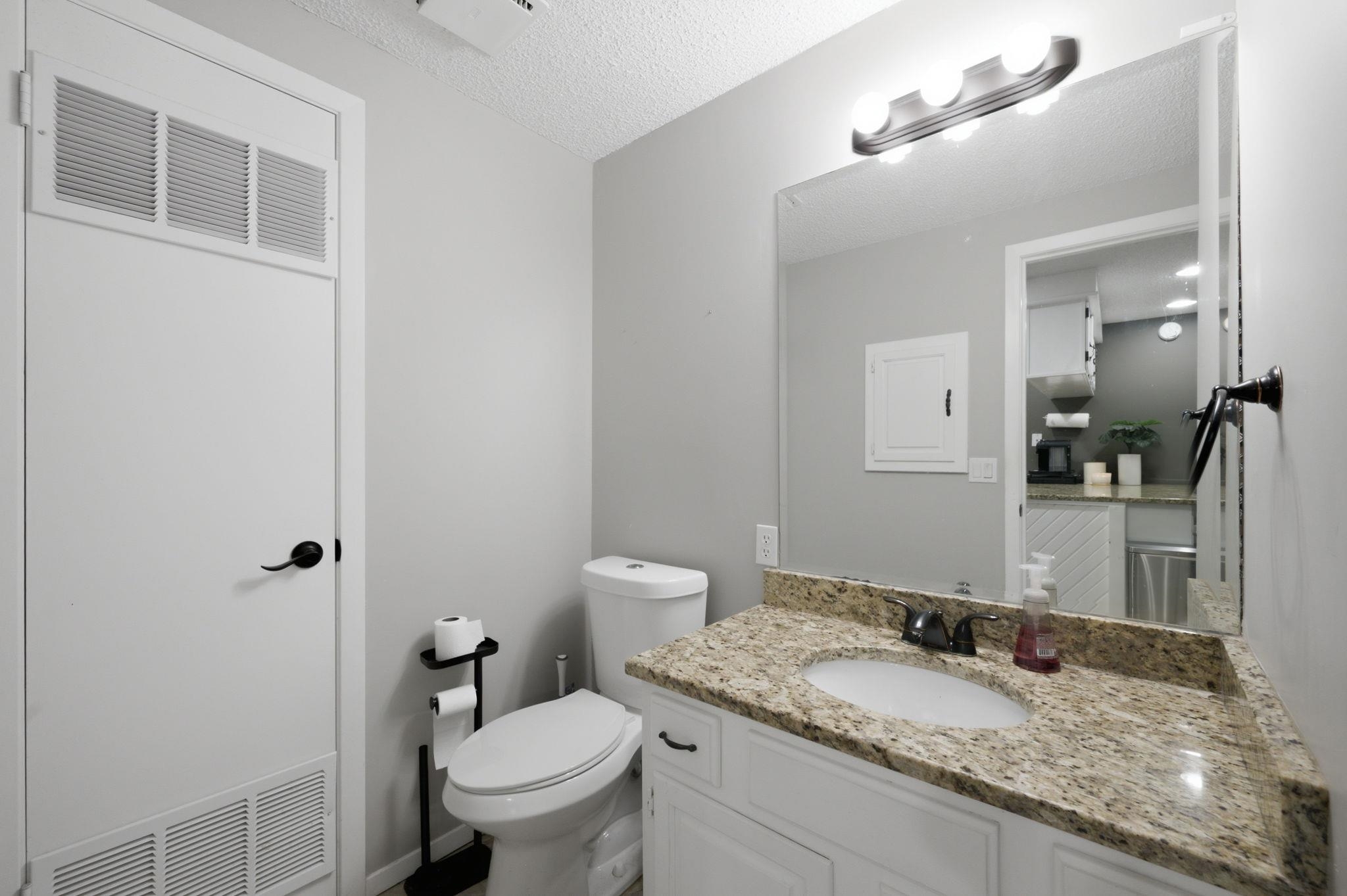 2421 S Yellowstone #2102 Property Photo 15