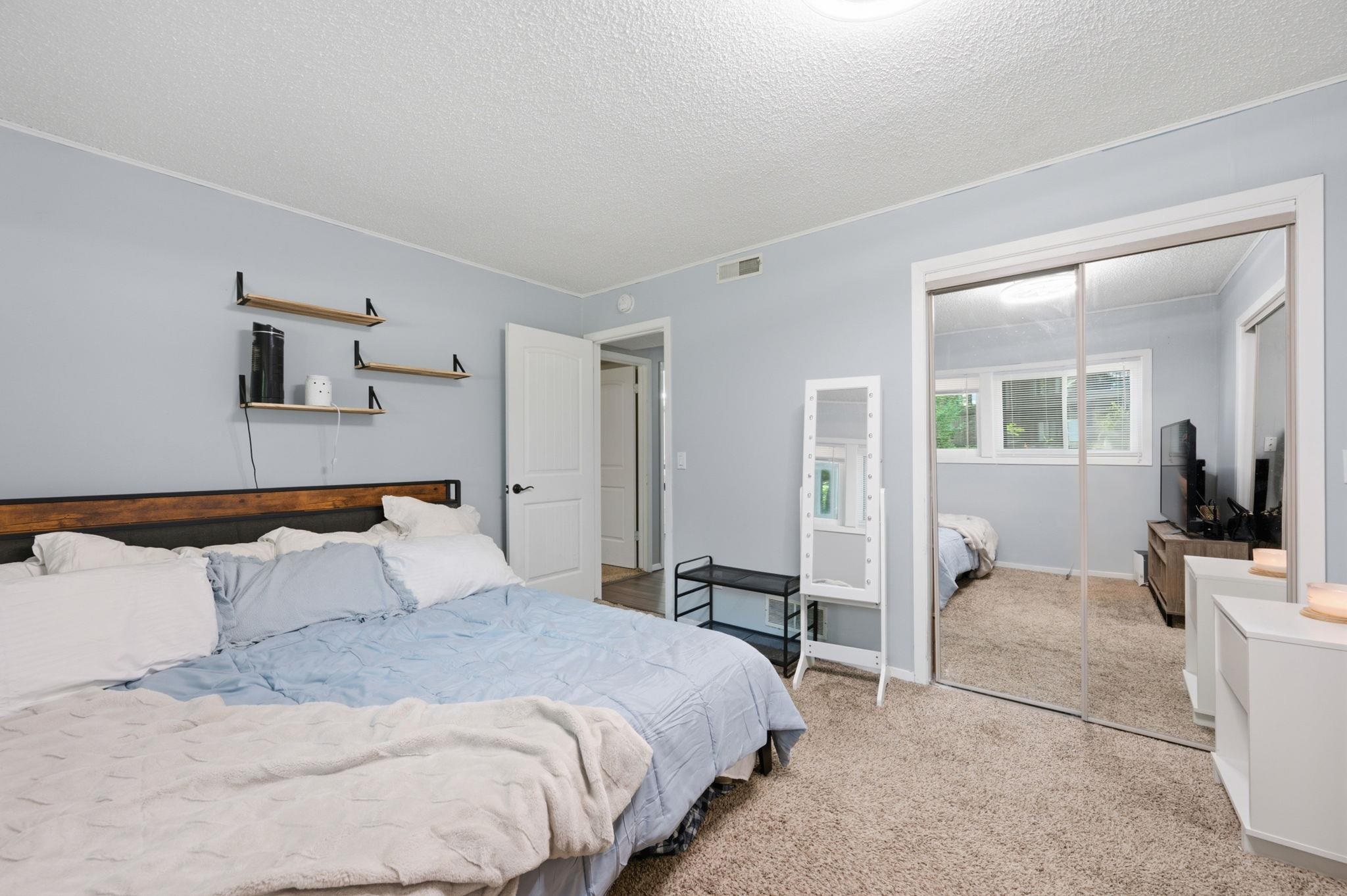 2421 S Yellowstone #2102 Property Photo 18