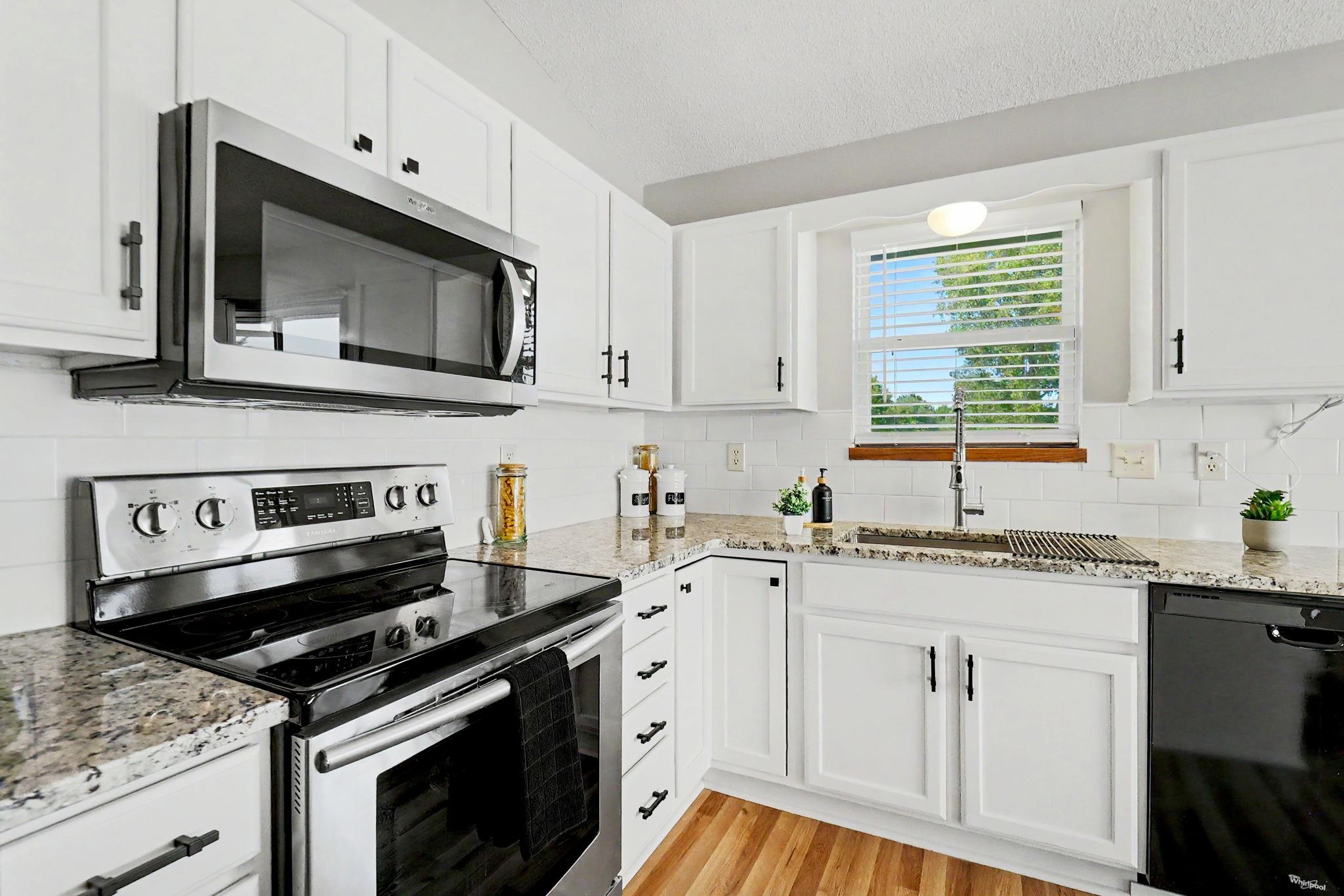 11414 W Bella Vista Property Photo 15