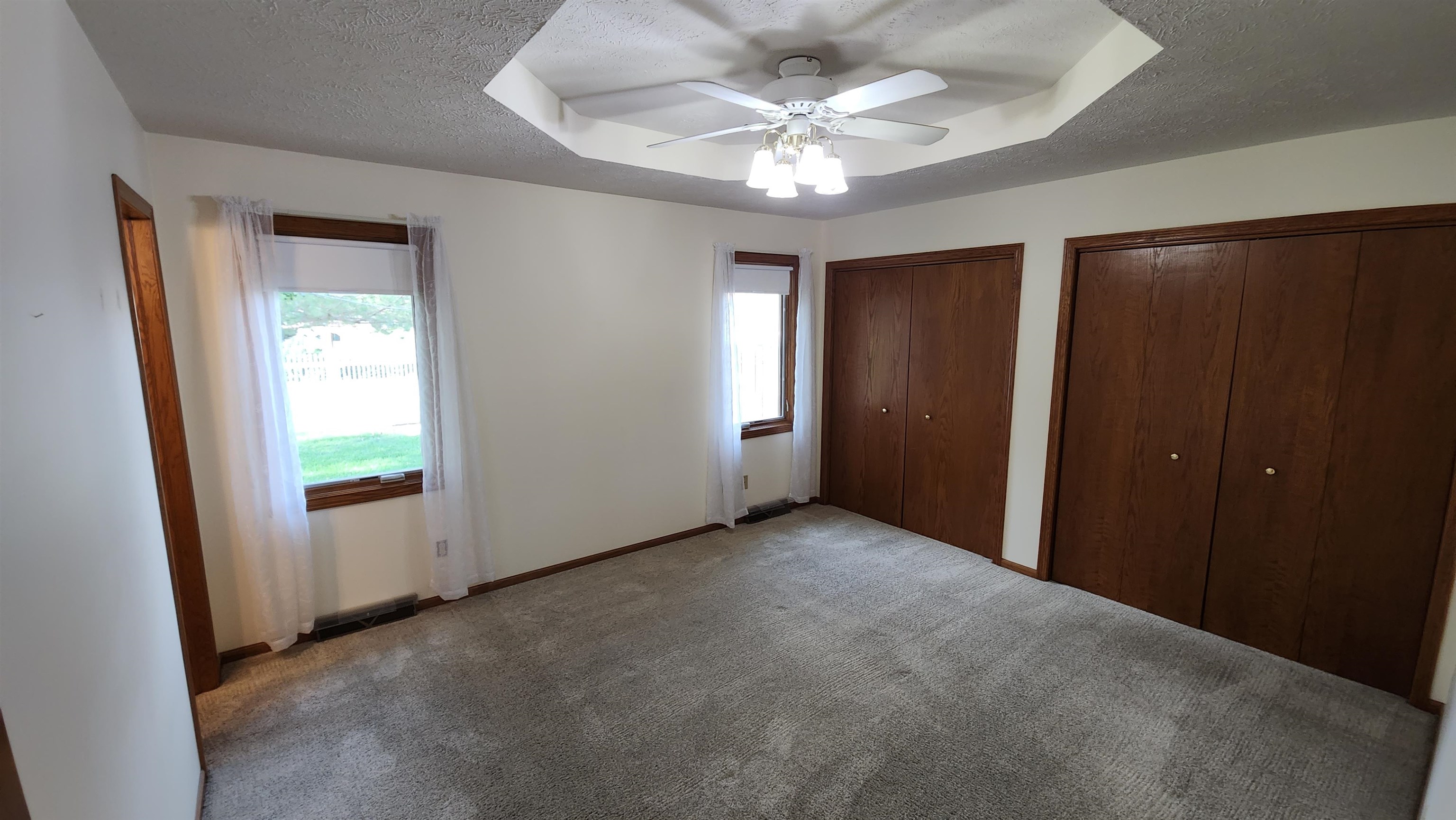 1216 E Republic Avenue Property Photo 10