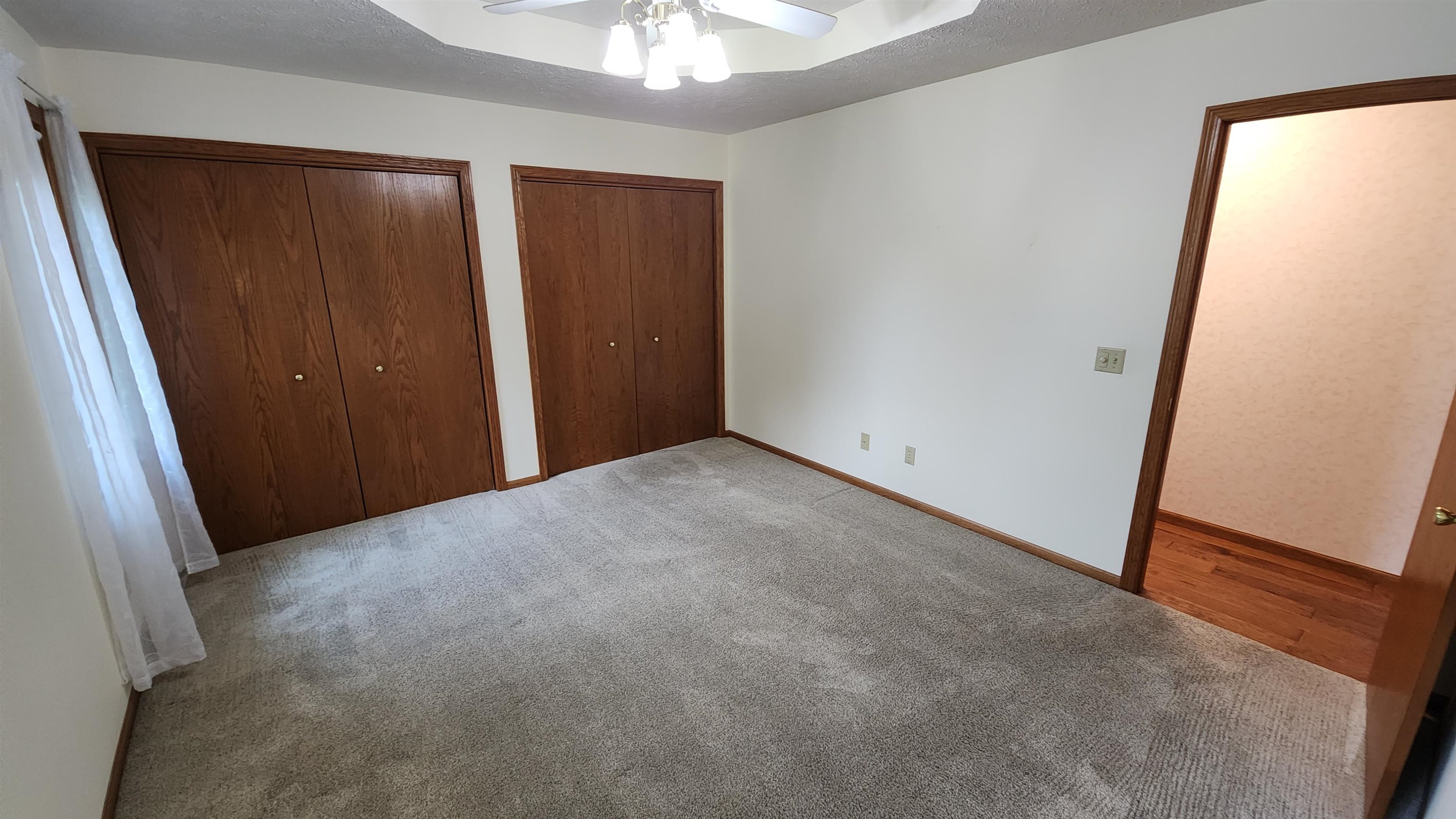 1216 E Republic Avenue Property Photo 11
