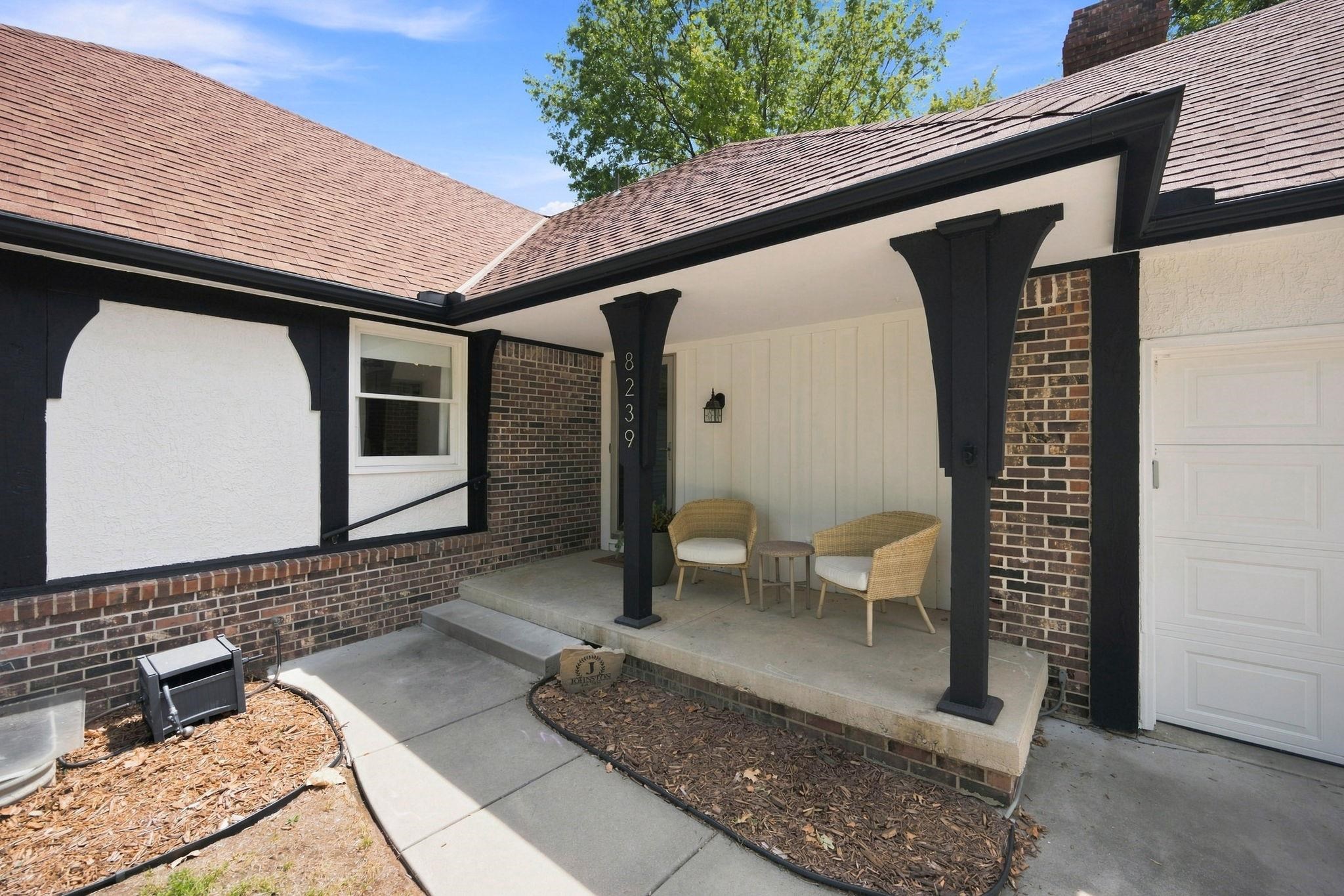 8239 E Brookhollow Property Photo 3