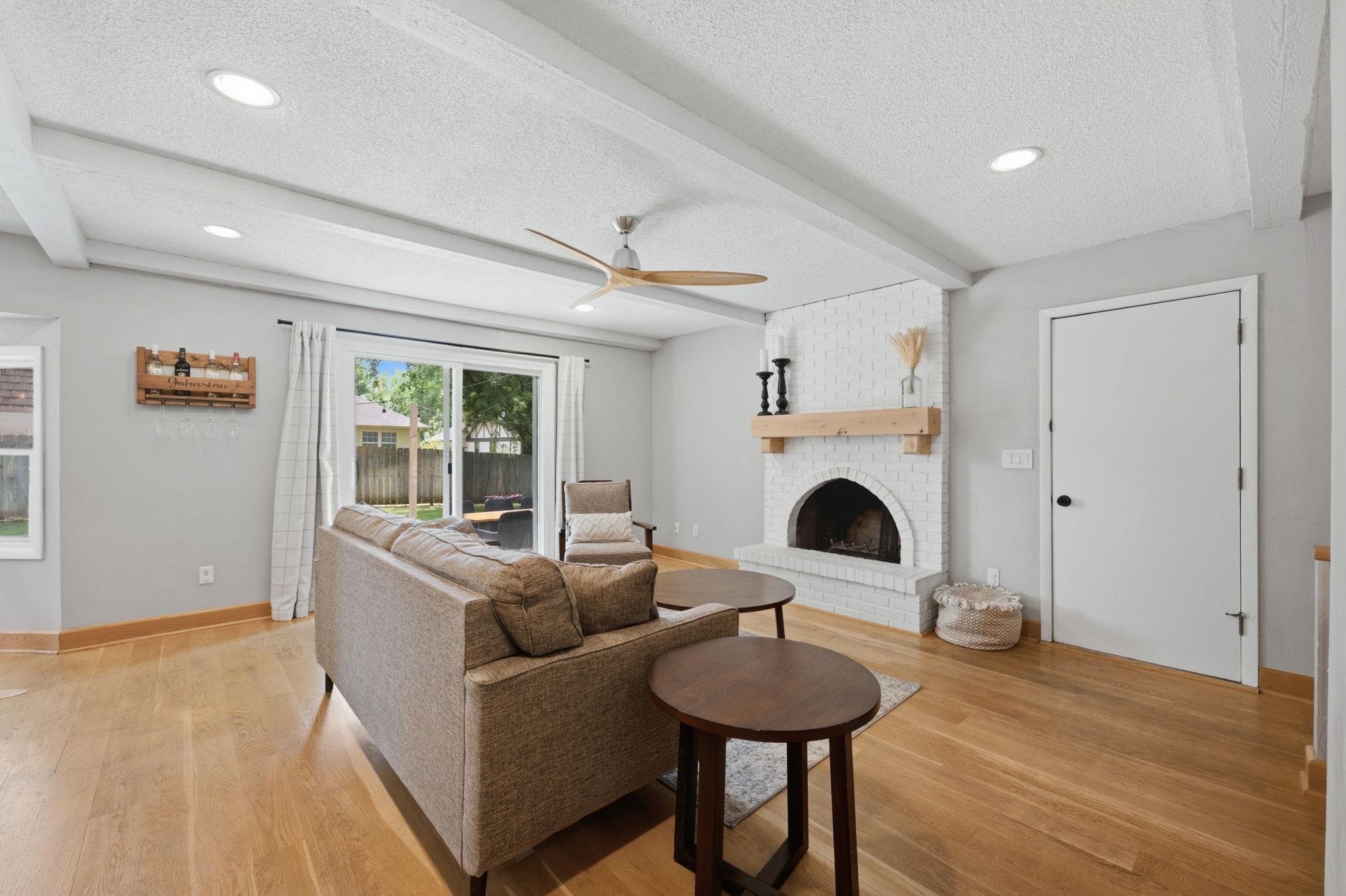 8239 E Brookhollow Property Photo 5