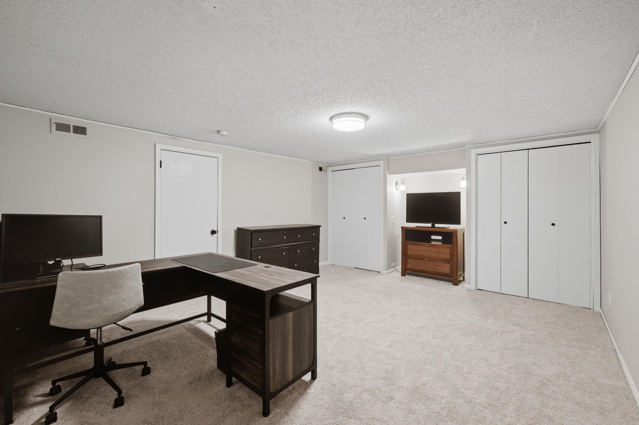 8239 E Brookhollow Property Photo 28