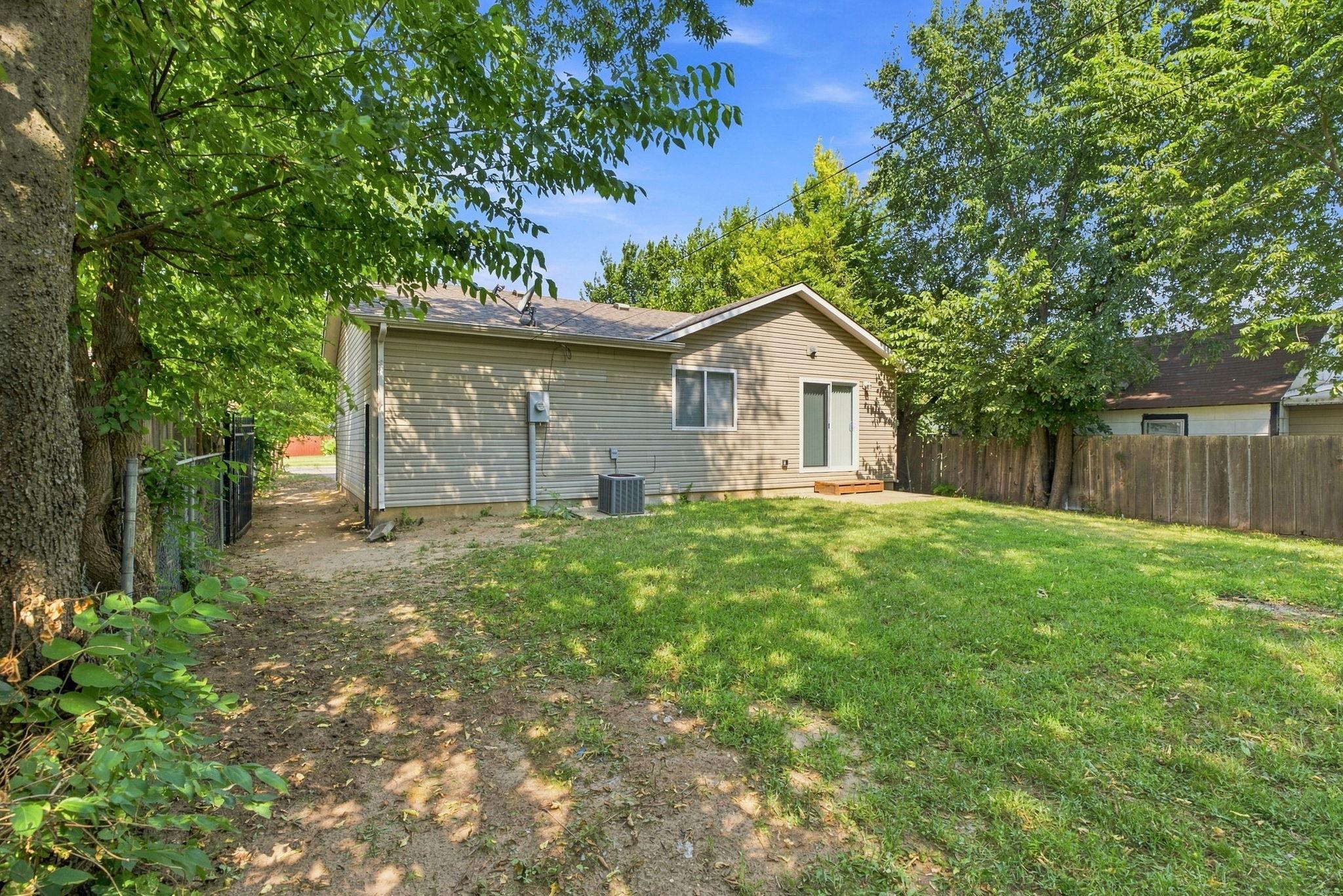 1538 S Gold St Property Photo 21