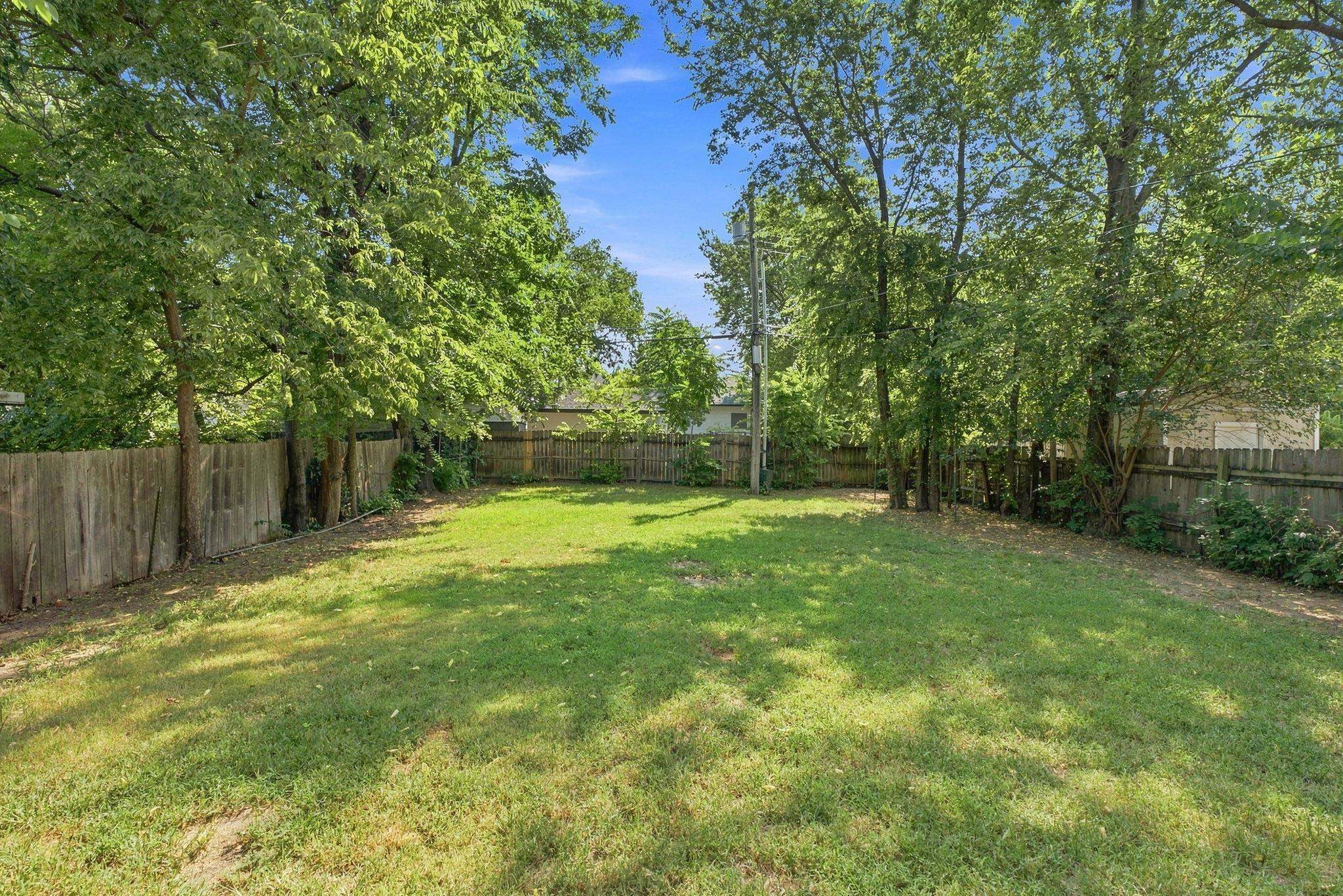 1538 S Gold St Property Photo 23