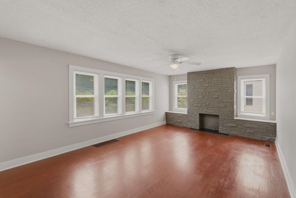 641 N Green St. Property Photo 6
