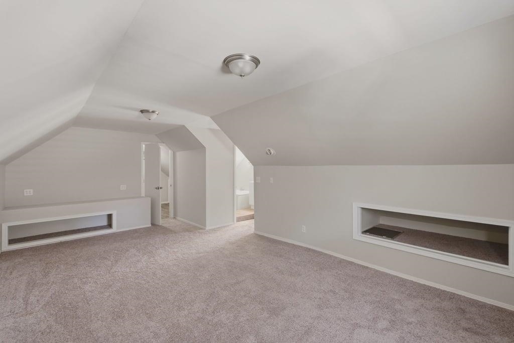 641 N Green St. Property Photo 15