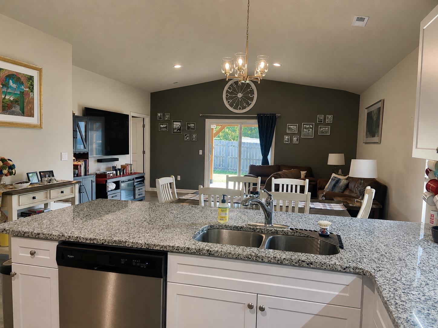 1305 Skyview Dr. Property Photo 13