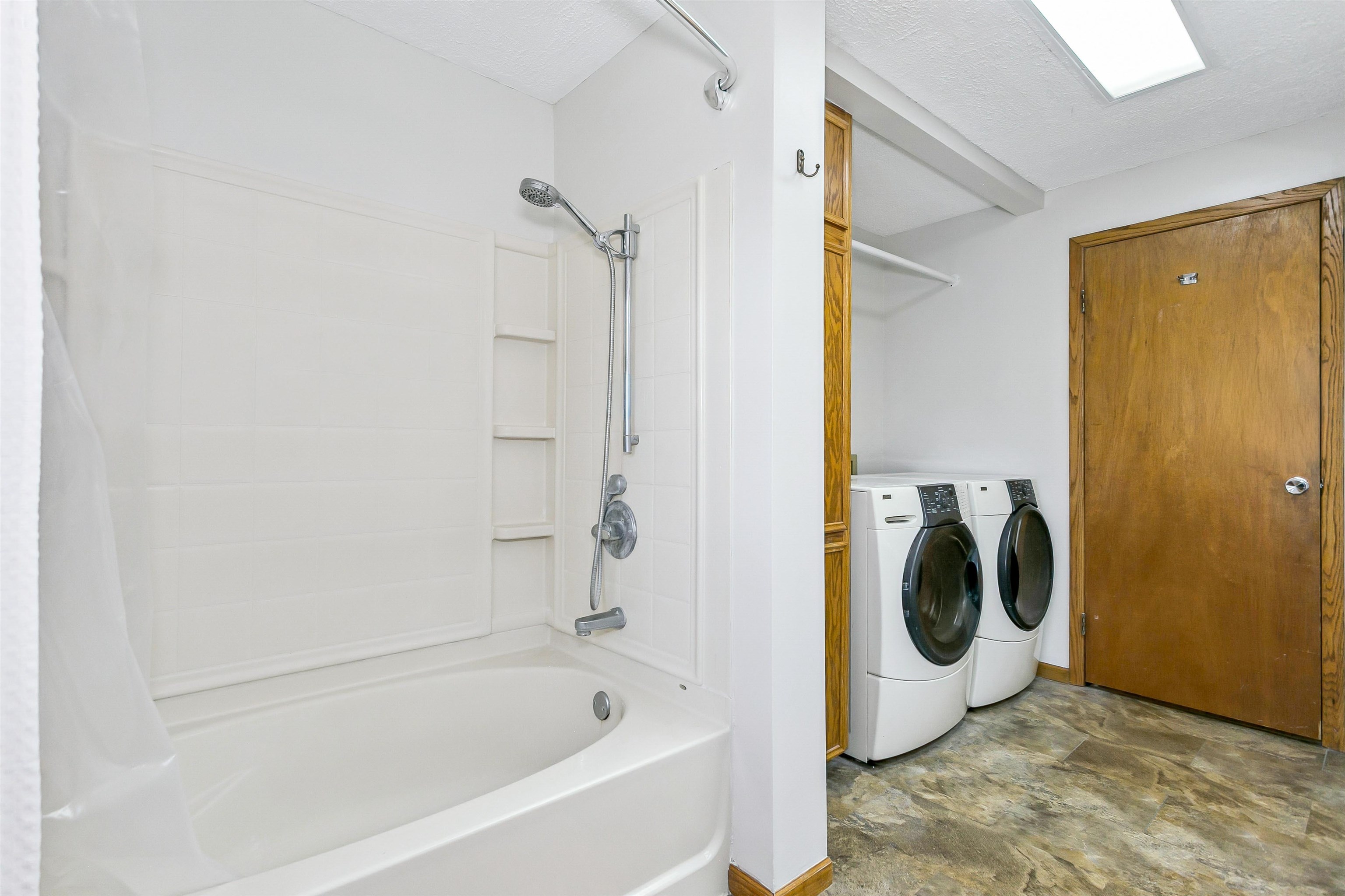 6900 W Hollywood Property Photo 13