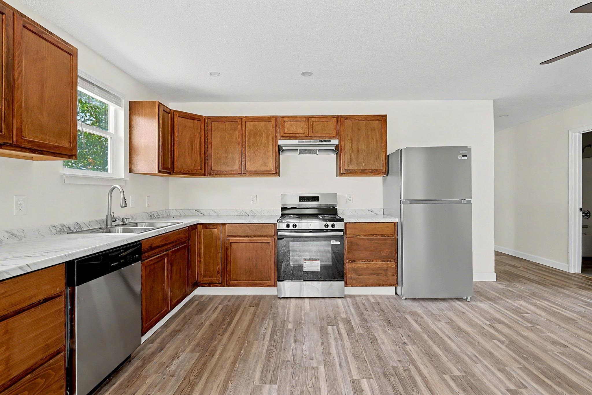 505 S Mccomas St Property Photo 12